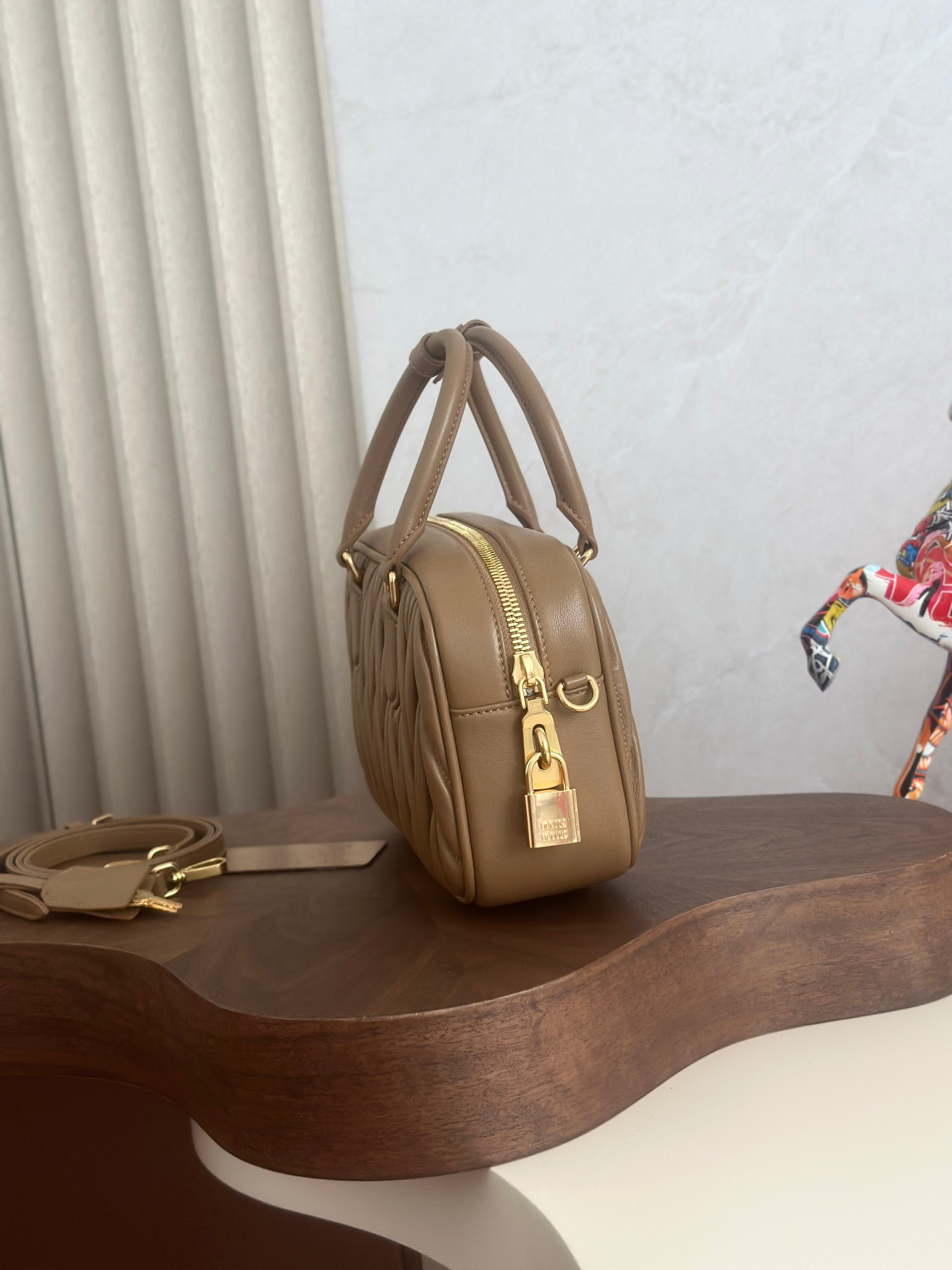 [TOP] Miu Miu Too Pretty Bowling Bag Lambskin 24x16x7.5cm - Brown - 711 Luxury