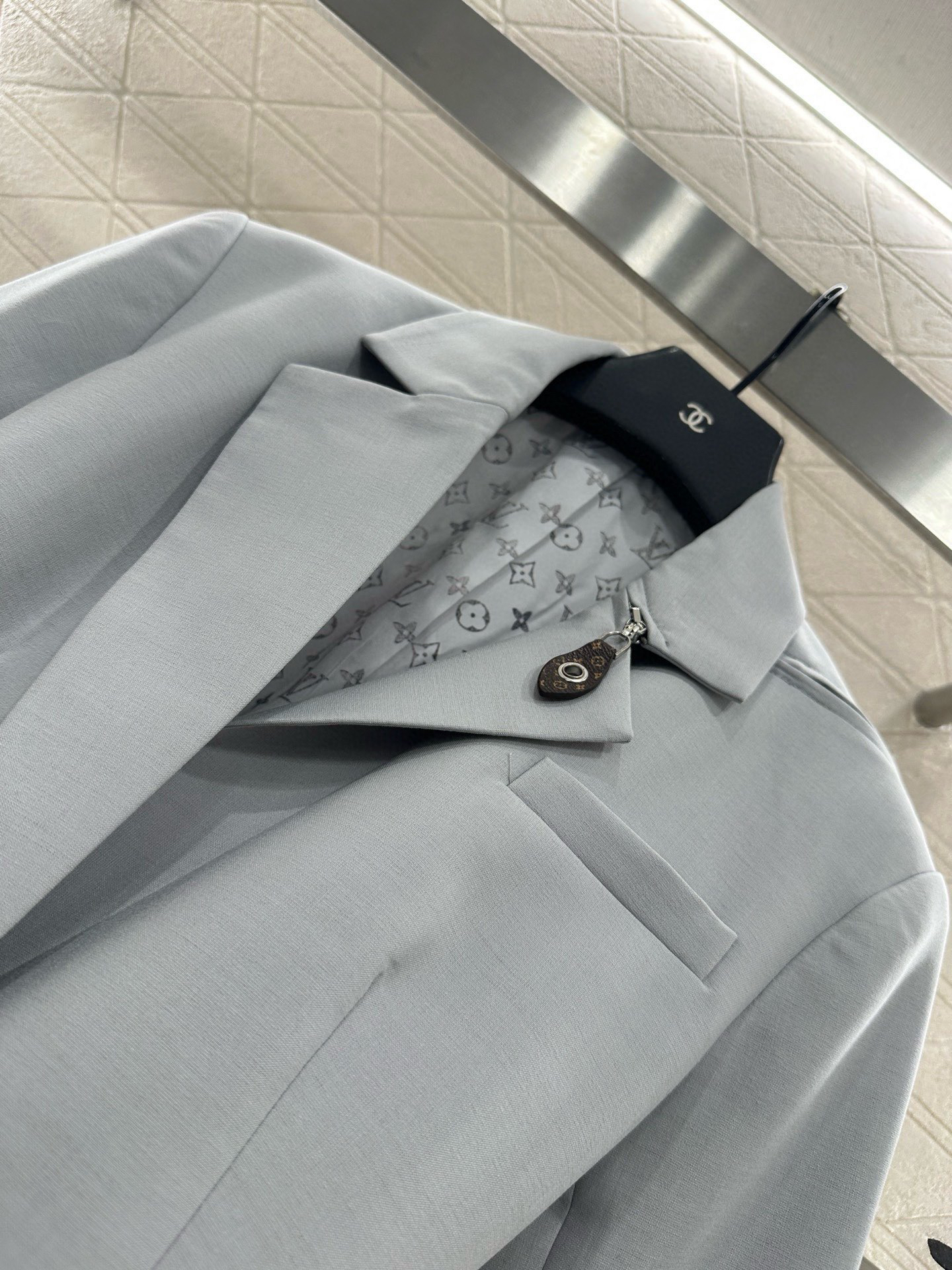 [TOP] Louis Vuitton LV Blazer - Gray