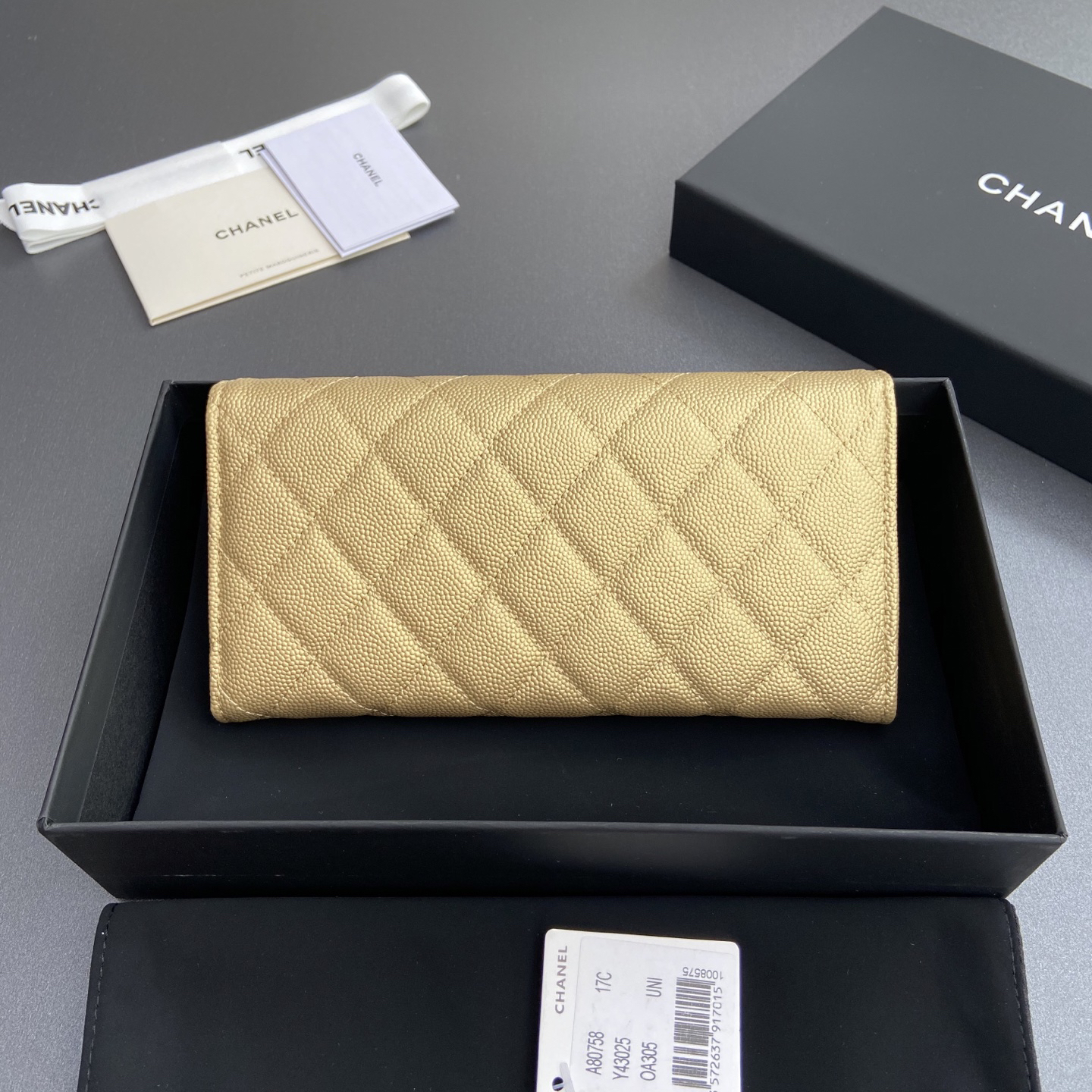 [TOP] CHANEL Long Folding Caviar Wallet 19cm - Gold - GHW - 711 Luxury