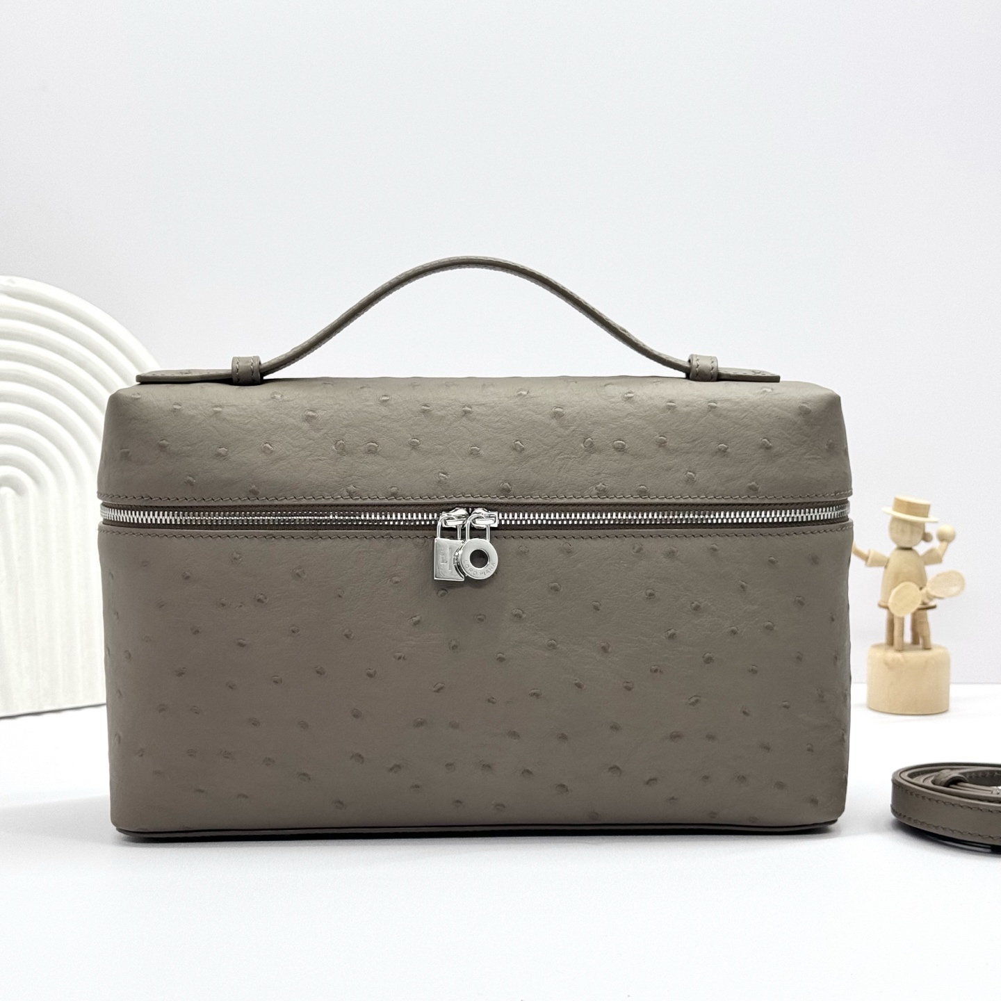 [TOP] Loro Piana Extra Poet L27 Bag Ostrich-patterned Cowhide Material 27 x 16 x 10 cm - Grayish Brown - 711 Luxury