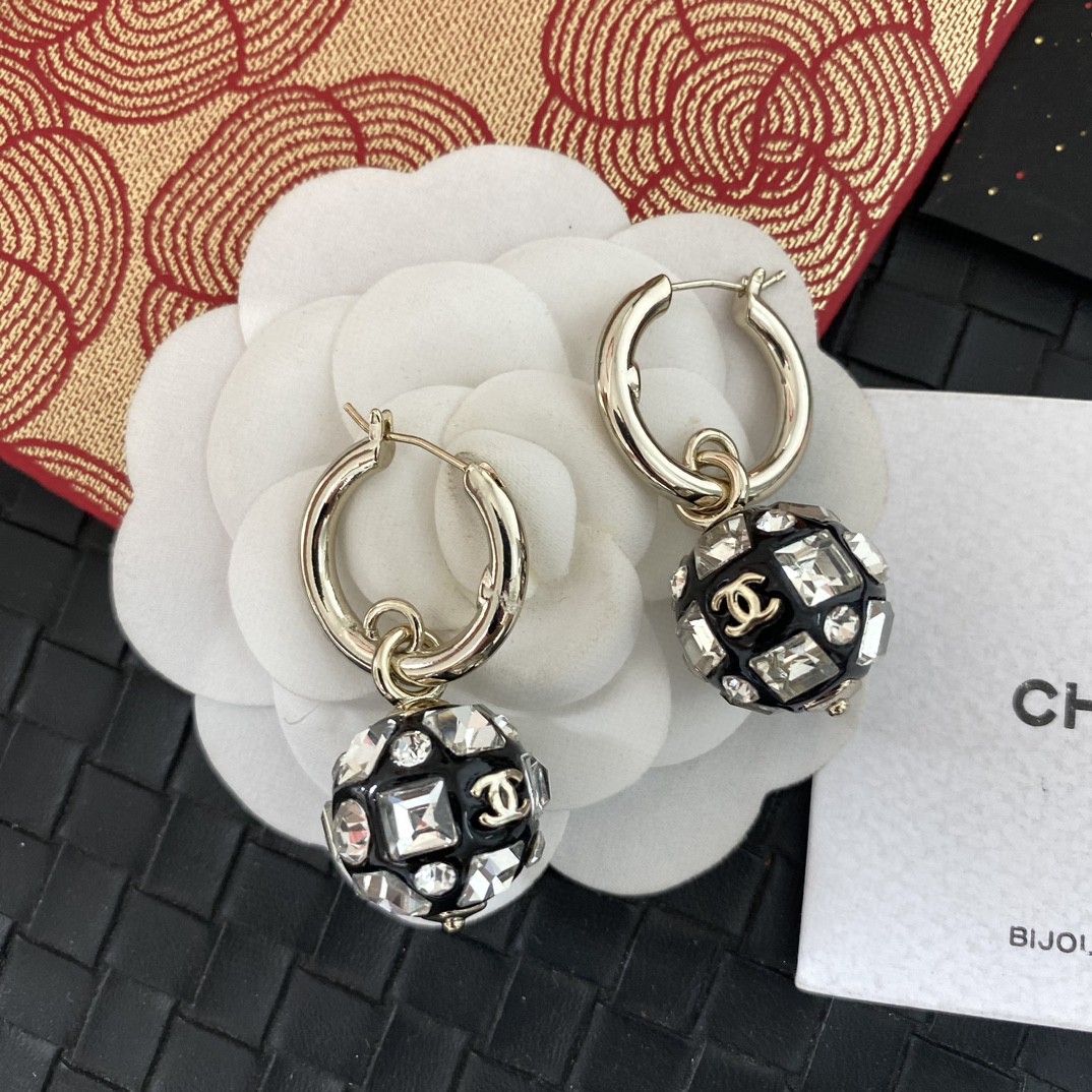 [TOP] CHANEL CC Earrings - Black
