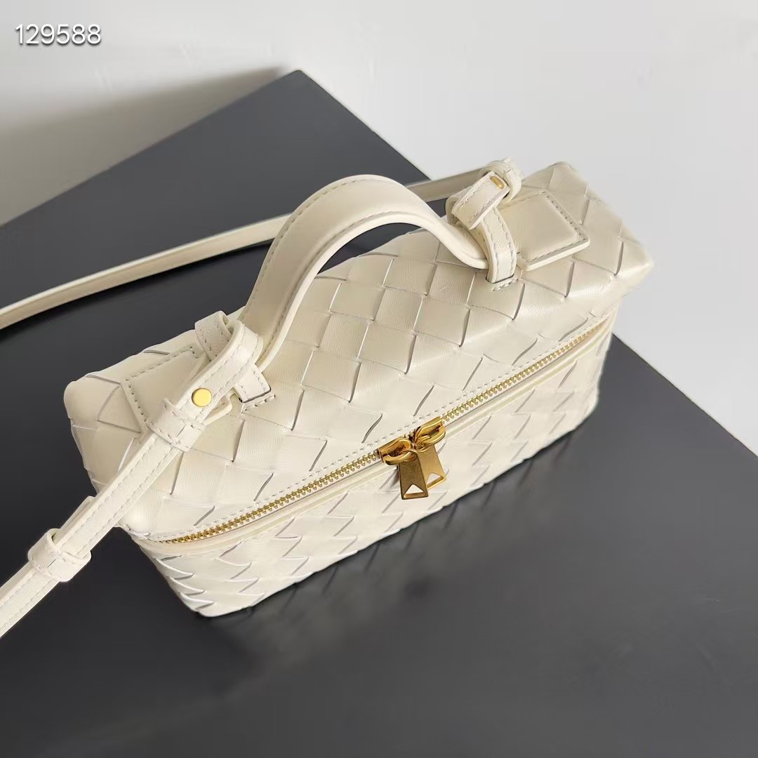 [TOP] Bottega Veneta Woven Zipper Crossbody Bag 22*12.5*5cm - 2 Colors - 711 Luxury