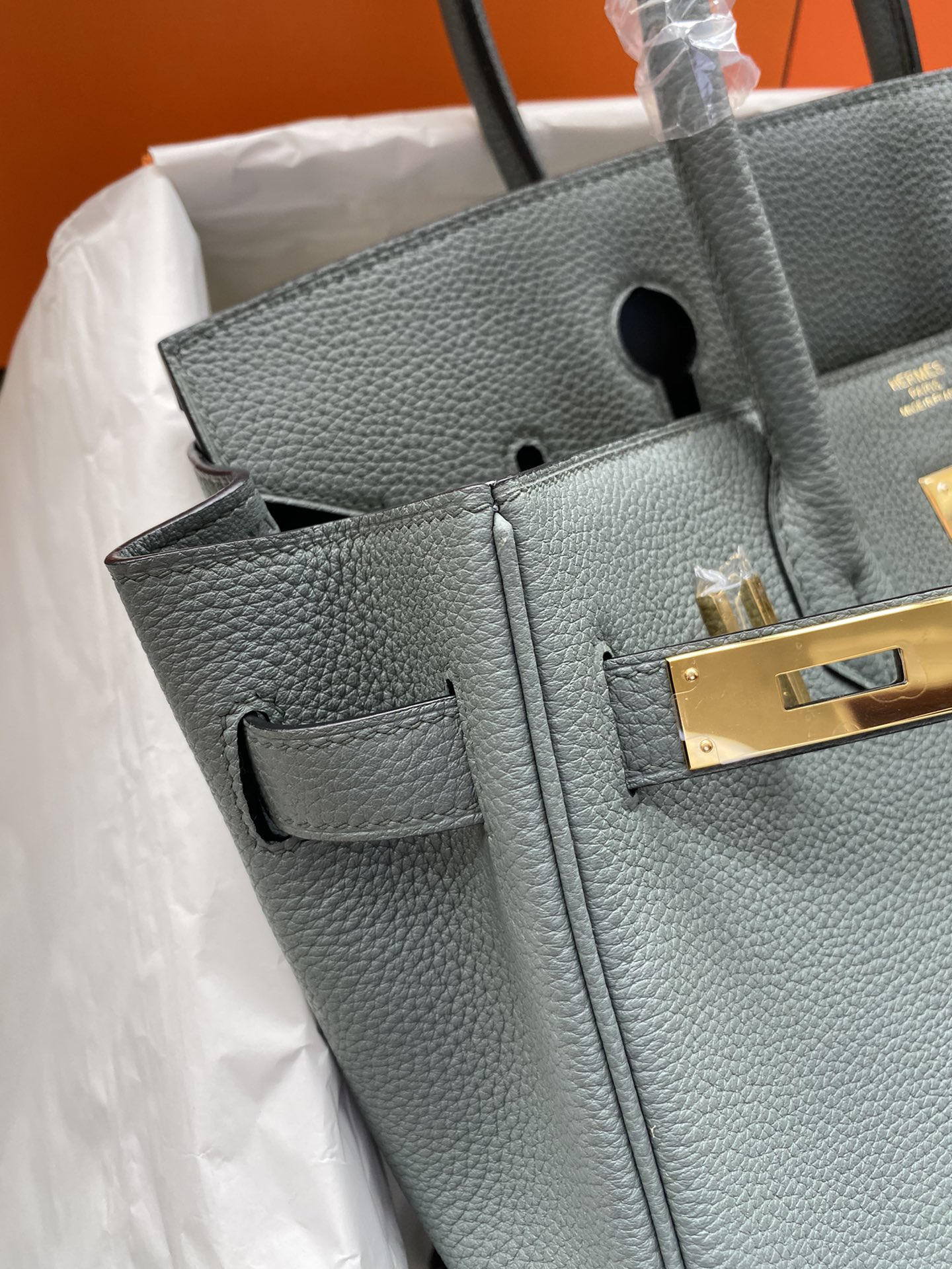 [TOP] HERMES Birkin Togo Leather 30cm - Vert Amande & GHW