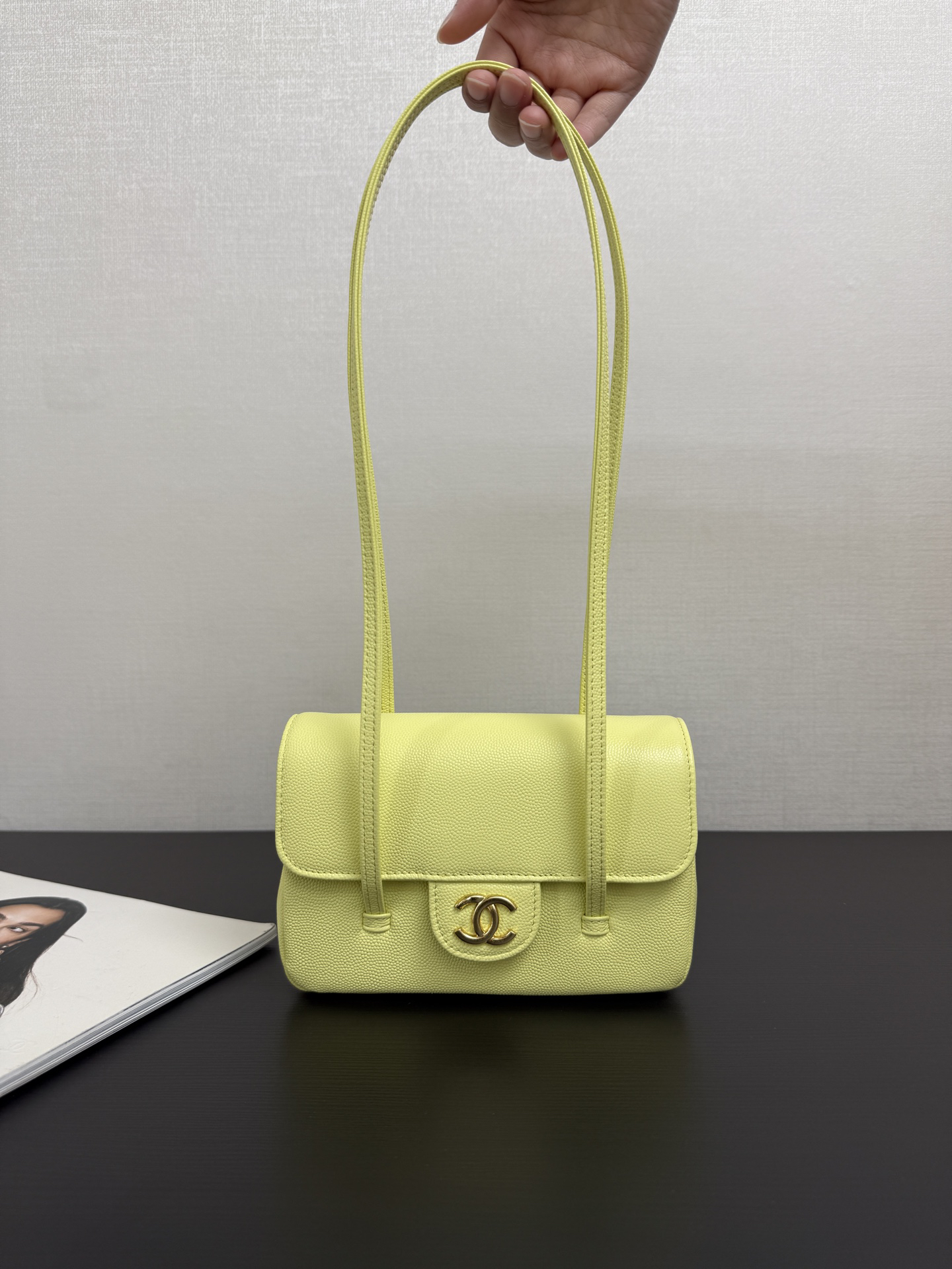 [TOP] CHANEL Preppy Coco Shoulder Bag 17x12x4cm - Yellow & GHW - 711 Luxury