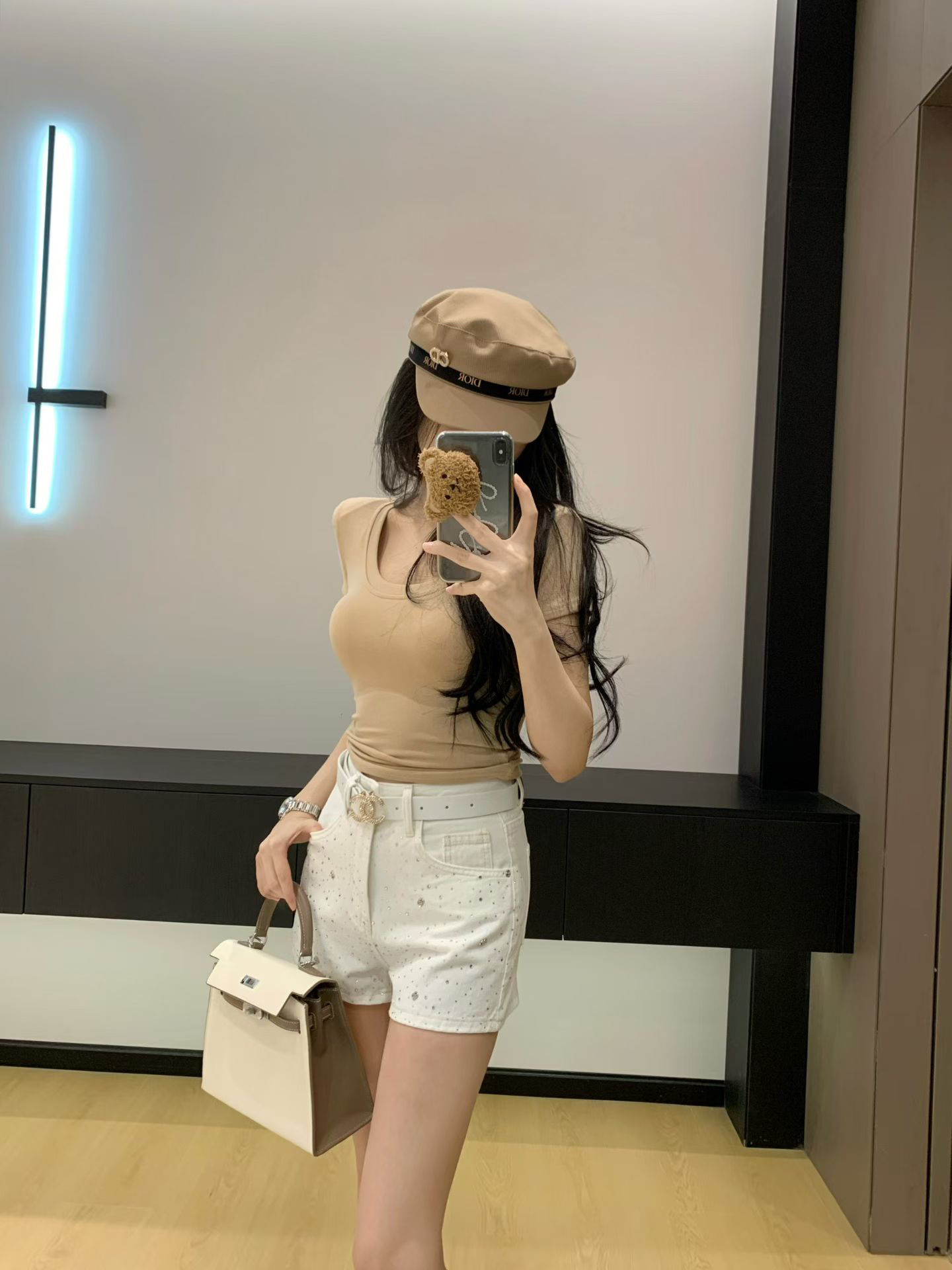 [TOP] CHANEL Pants - White