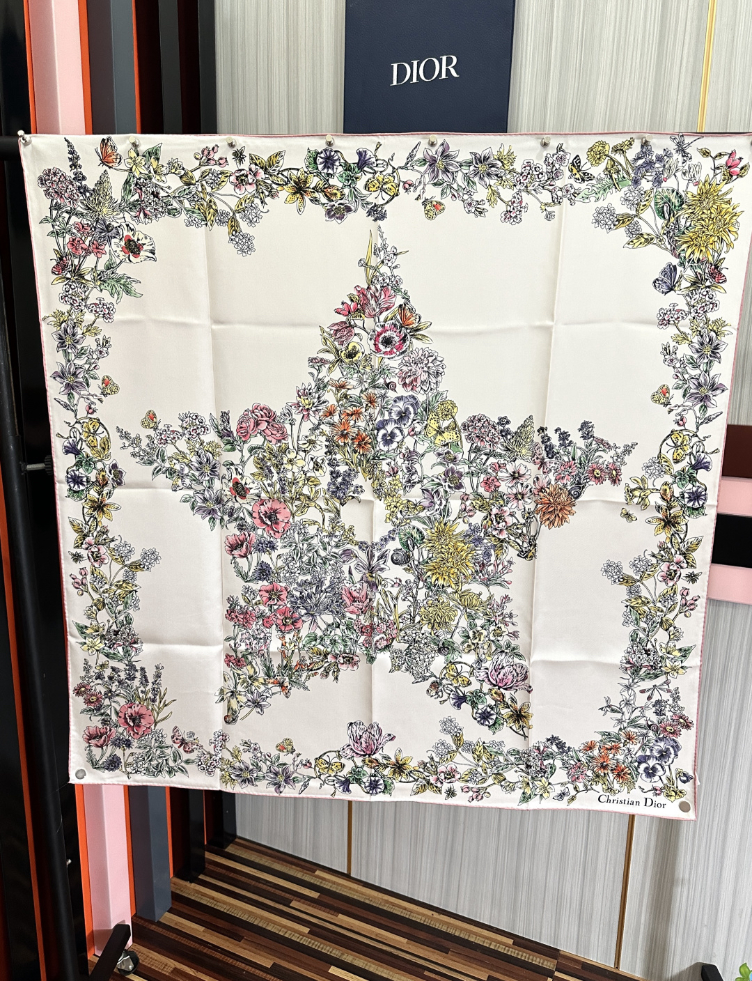 [TOP] Christian Dior Silk Scarf 90x90 cm - White - 711 Luxury