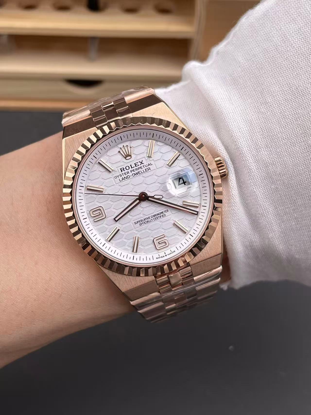 [TOP] ROLEX Land-Dweller 40mm Watch - Collection - 711 Luxury