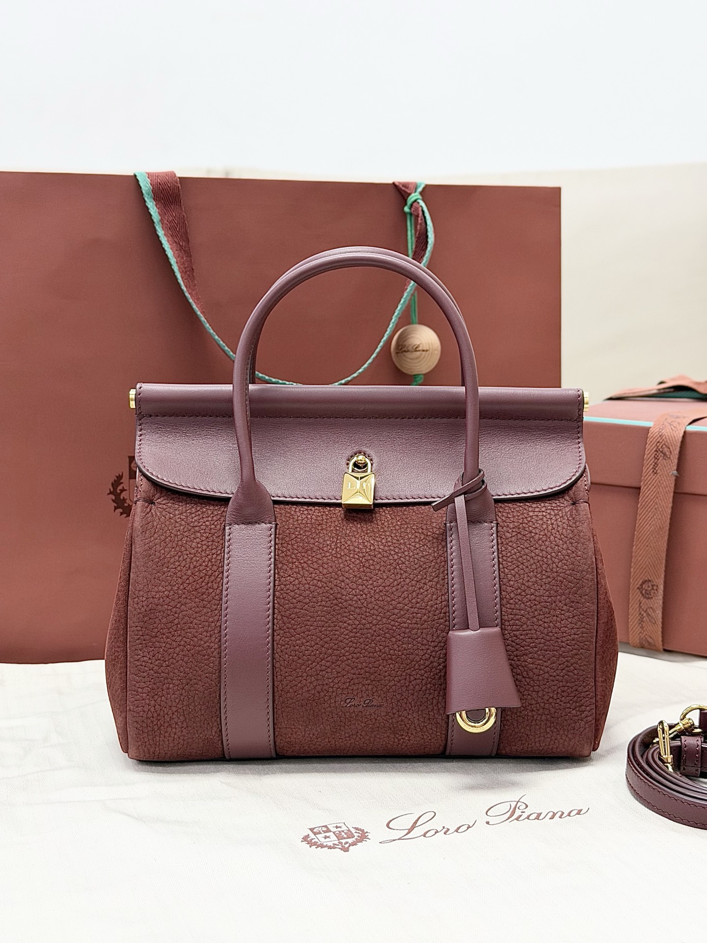 [TOP] Loro Piana L32 Handbag 25-18-12.5 cm - Deep Red - 711 Luxury