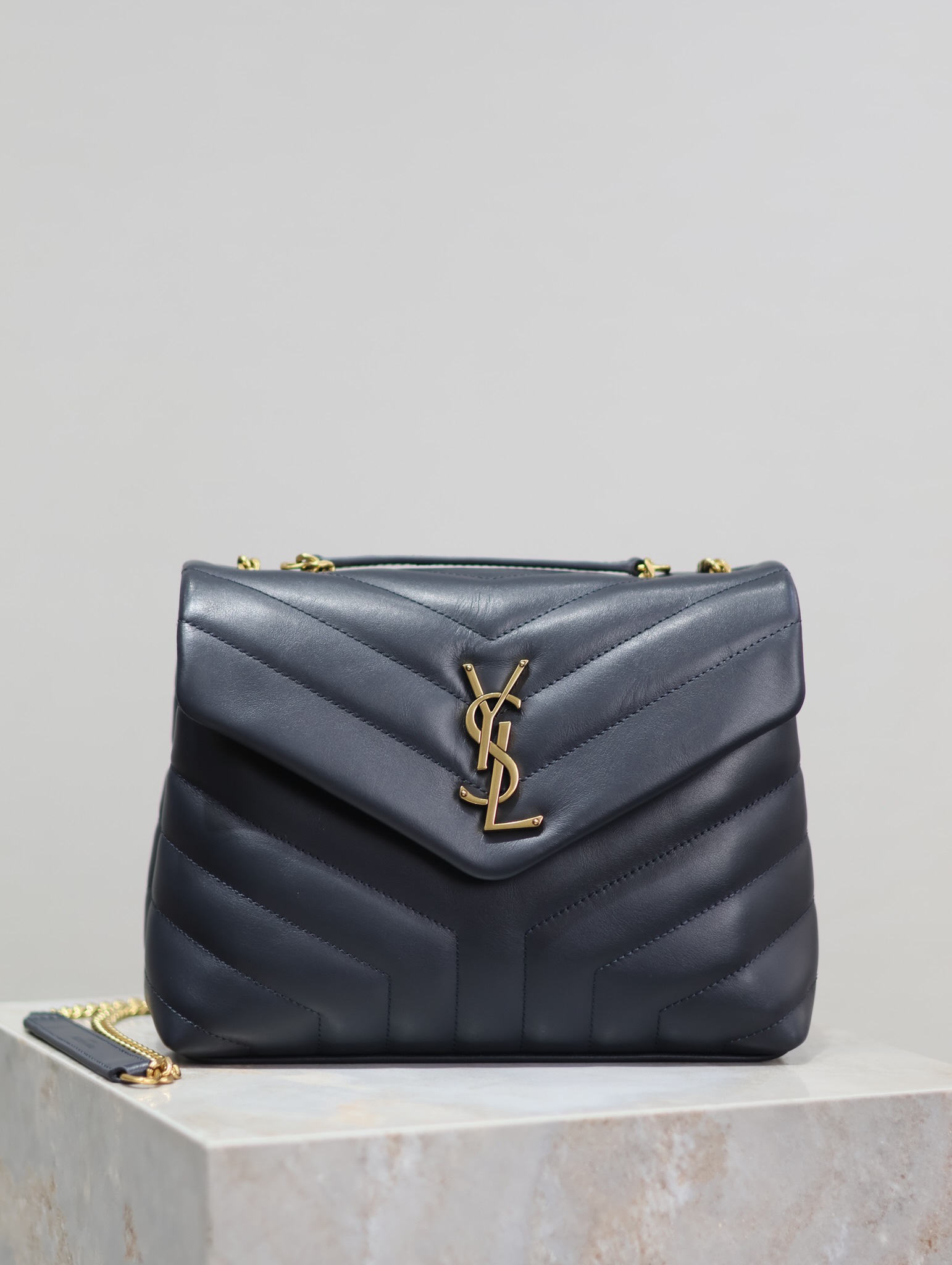 [TOP] Yves Saint Laurent YSL LouLou Bag 23×17×9cm - Dark Blue - 711 Luxury