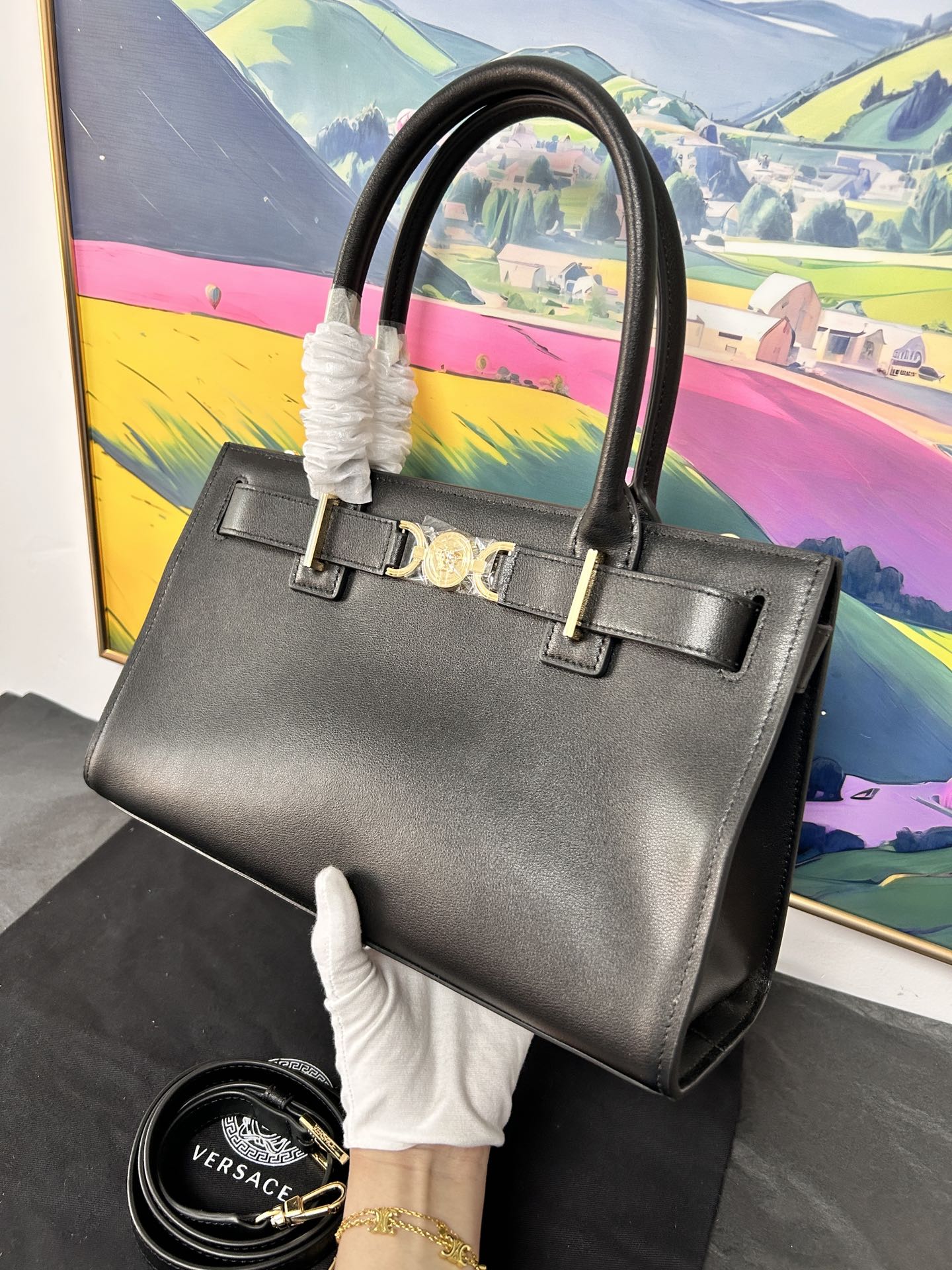 [TOP] VERSACE Medusa95 Bag 31x10.5x19cm - Black - 711 Luxury