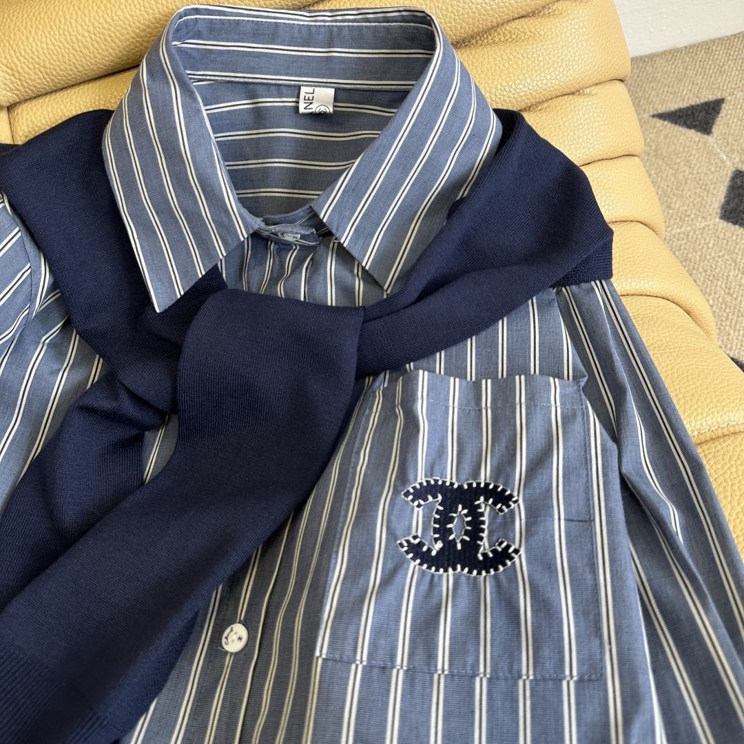 [TOP] CHANEL Shirt - Blue