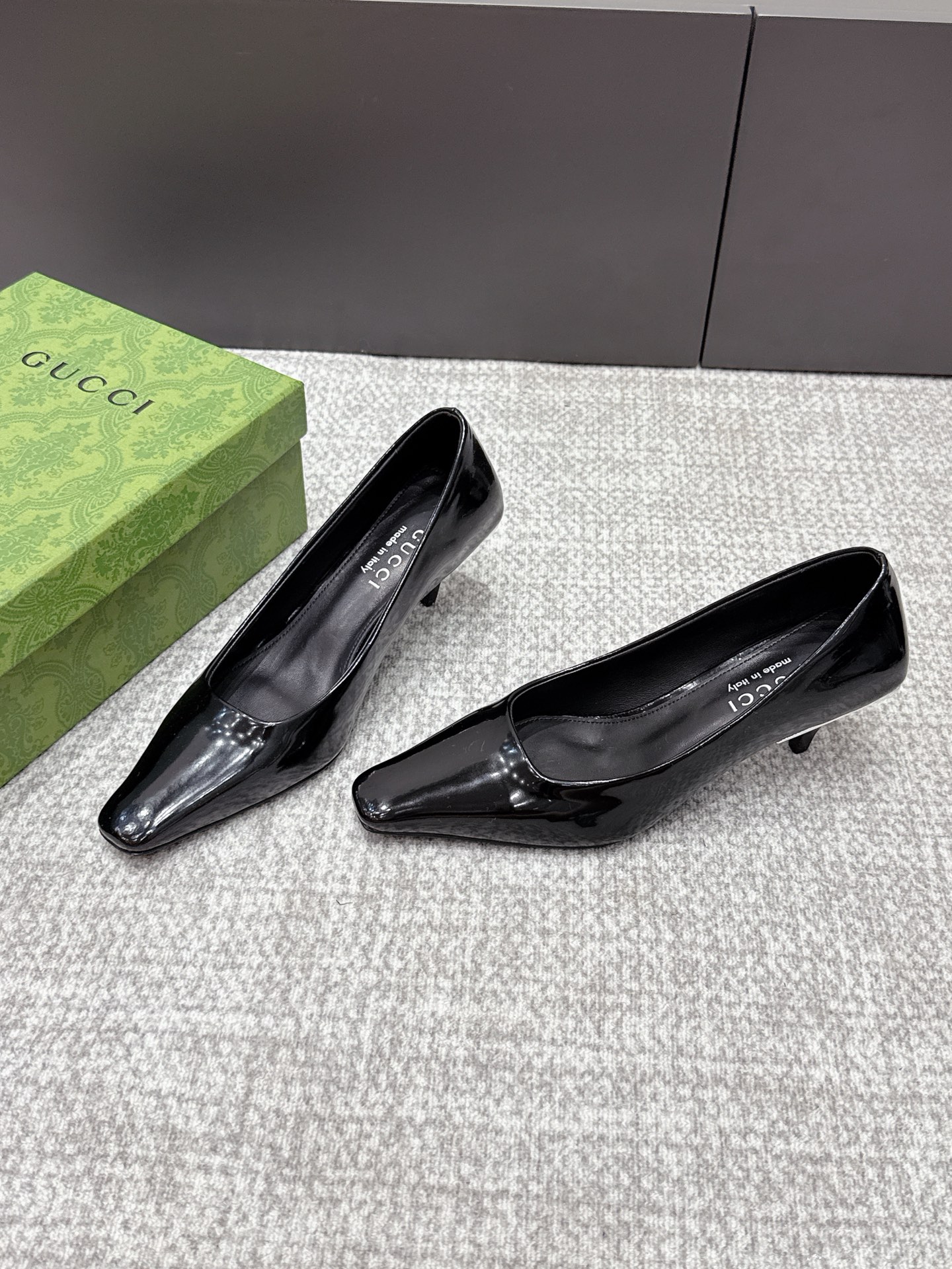 [TOP] GUCCI Pumps - Black - 711 Luxury