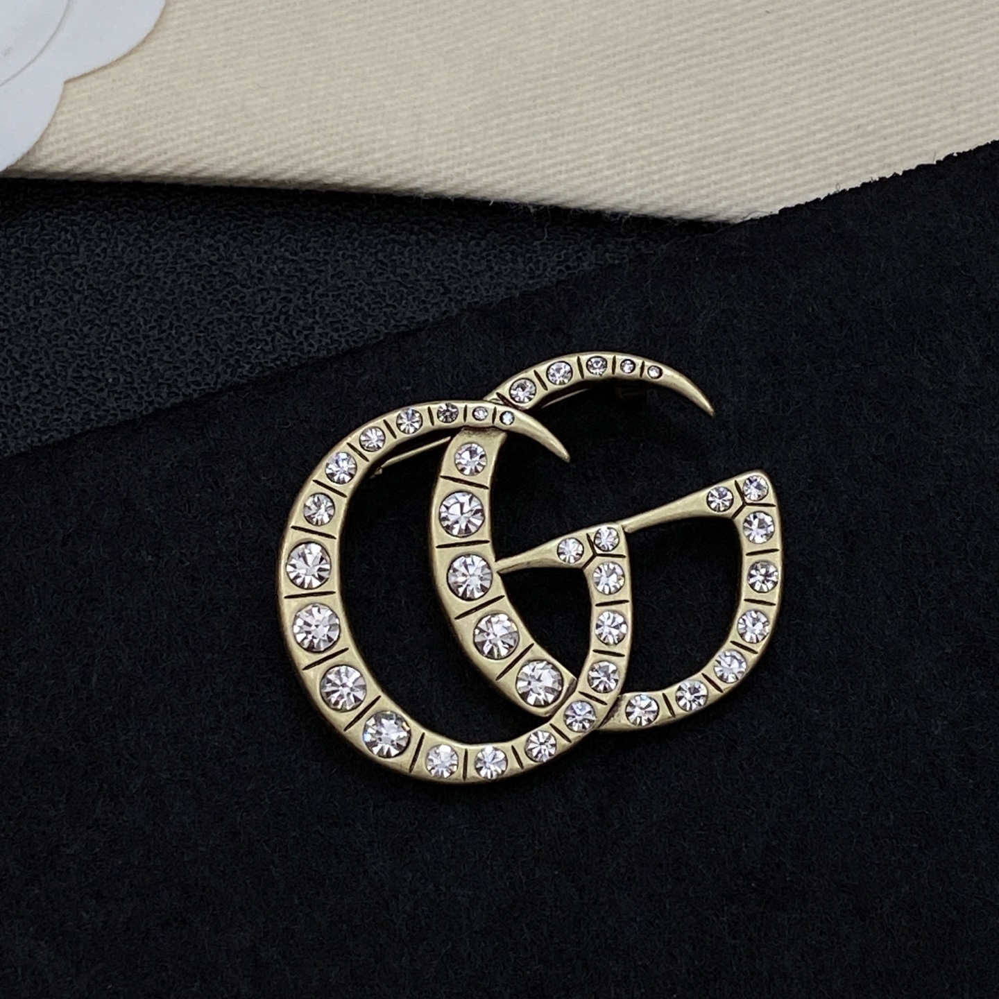 [TOP] GUCCI Brooch - 2 Colors - 711 Luxury