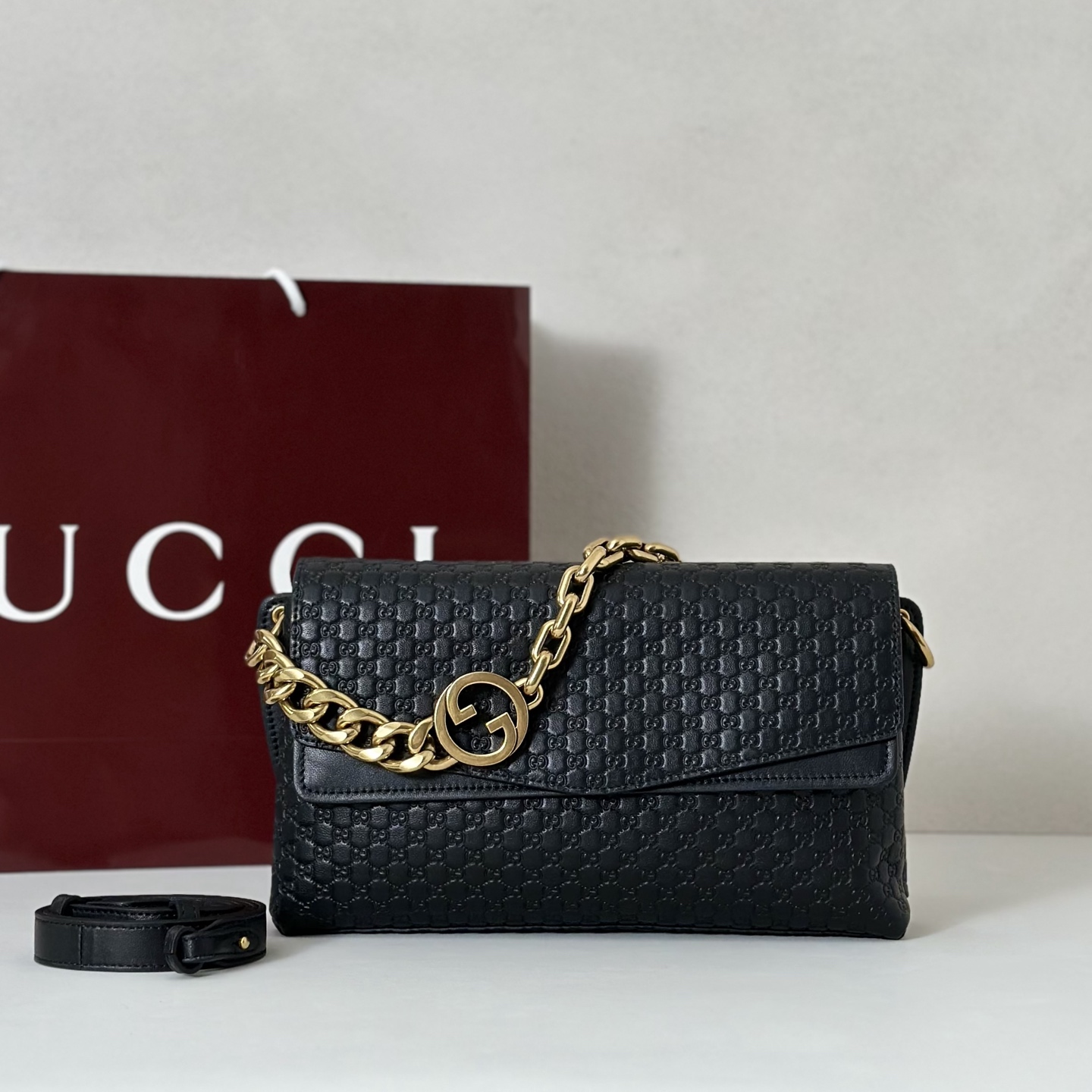 [TOP] GUCCI GG Medium Shoulder Bag with chain 28X16X7cm - Black