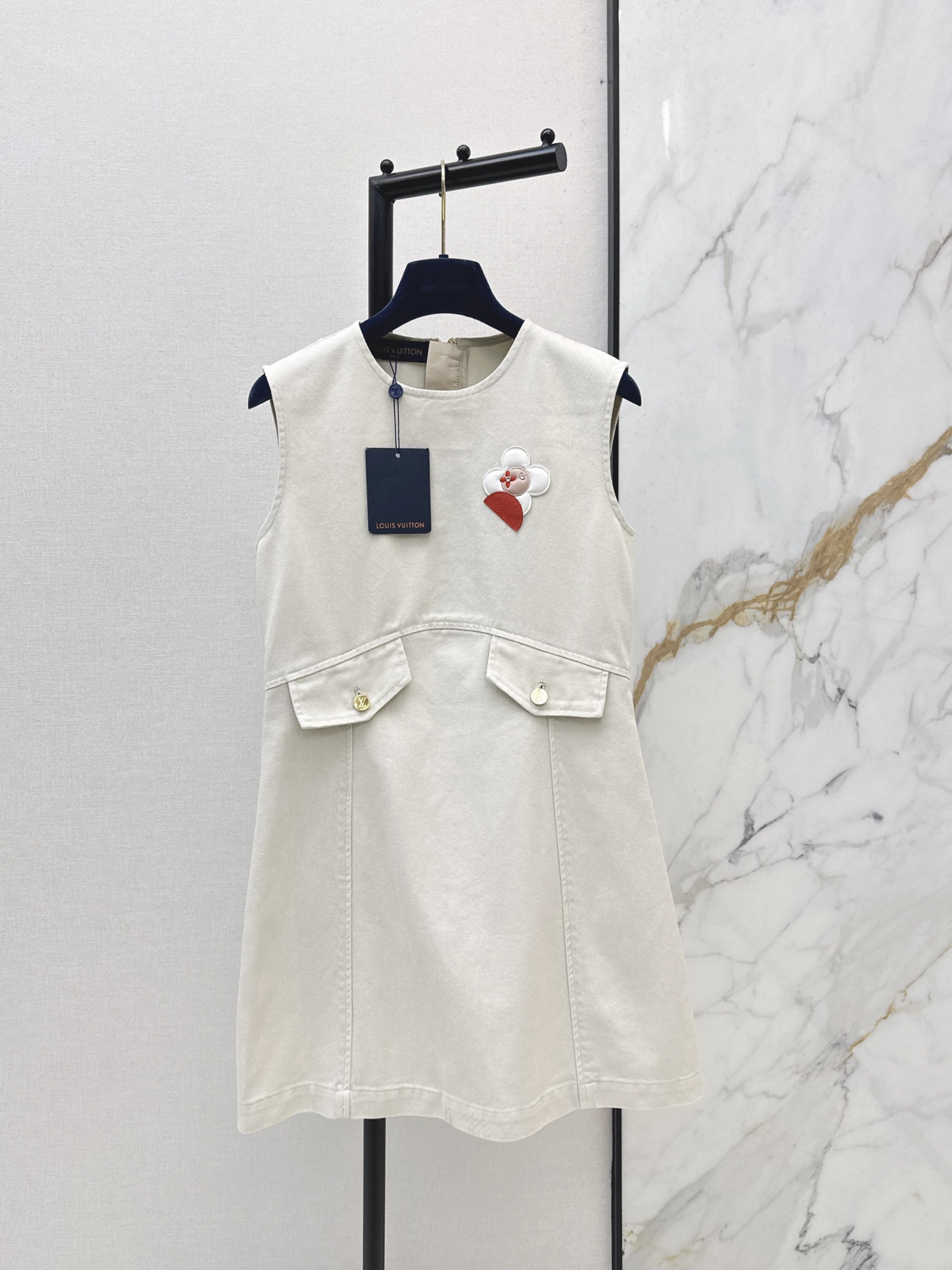 [TOP] Louis Vuitton LV Dress - White