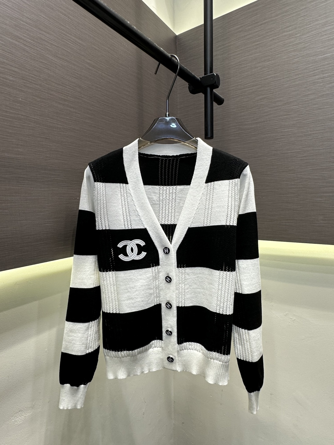 [TOP] CHANEL Knitted Long-sleeved Shirt - 4 Colors - 711 Luxury
