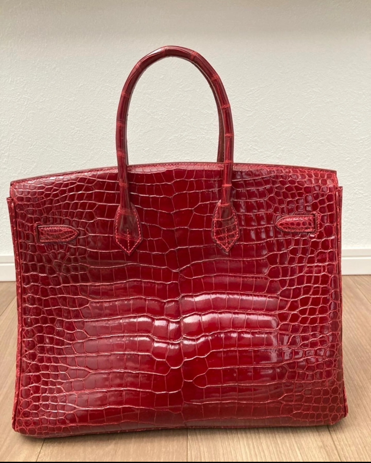 Hermès Birkin 30-35 inverted V red hand-made custom crocodile leather