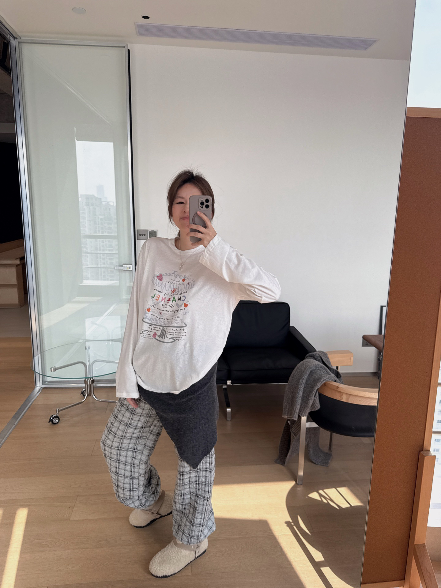 [TOP] CHANEL Long Shirt - White