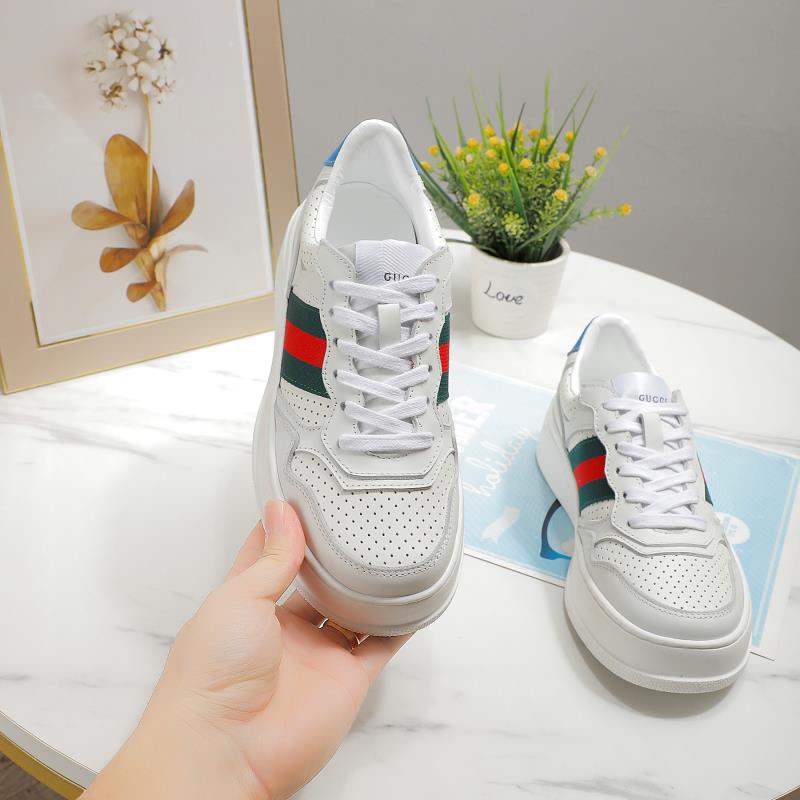 [TOP] GUCCI Sneaker - White - 711 Luxury