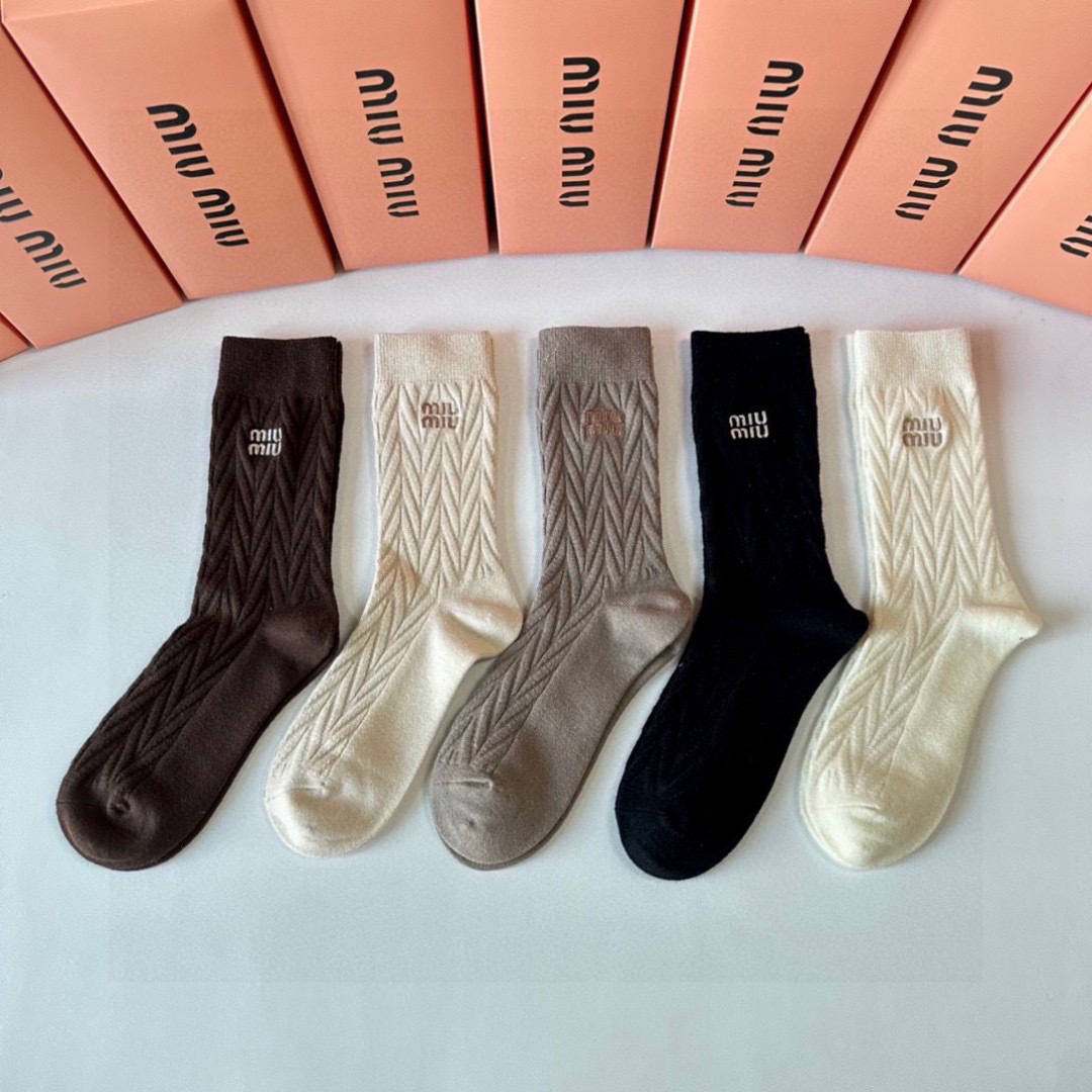 [TOP] Miu Miu Socks - 5 Pieces as a Set - 711 Luxury