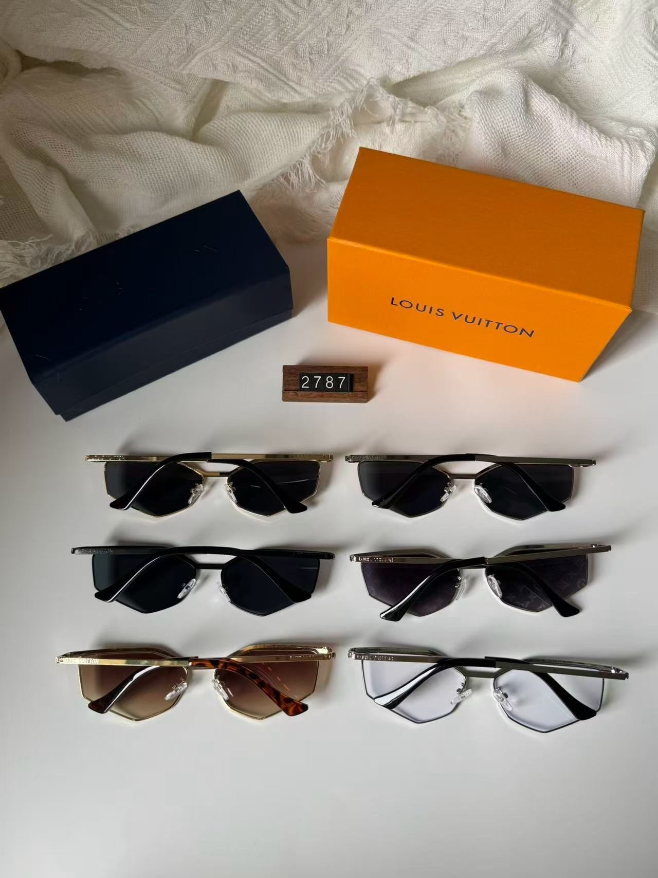 [TOP] Louis Vuitton LV Sunglasses - 6 Colors - 711 Luxury