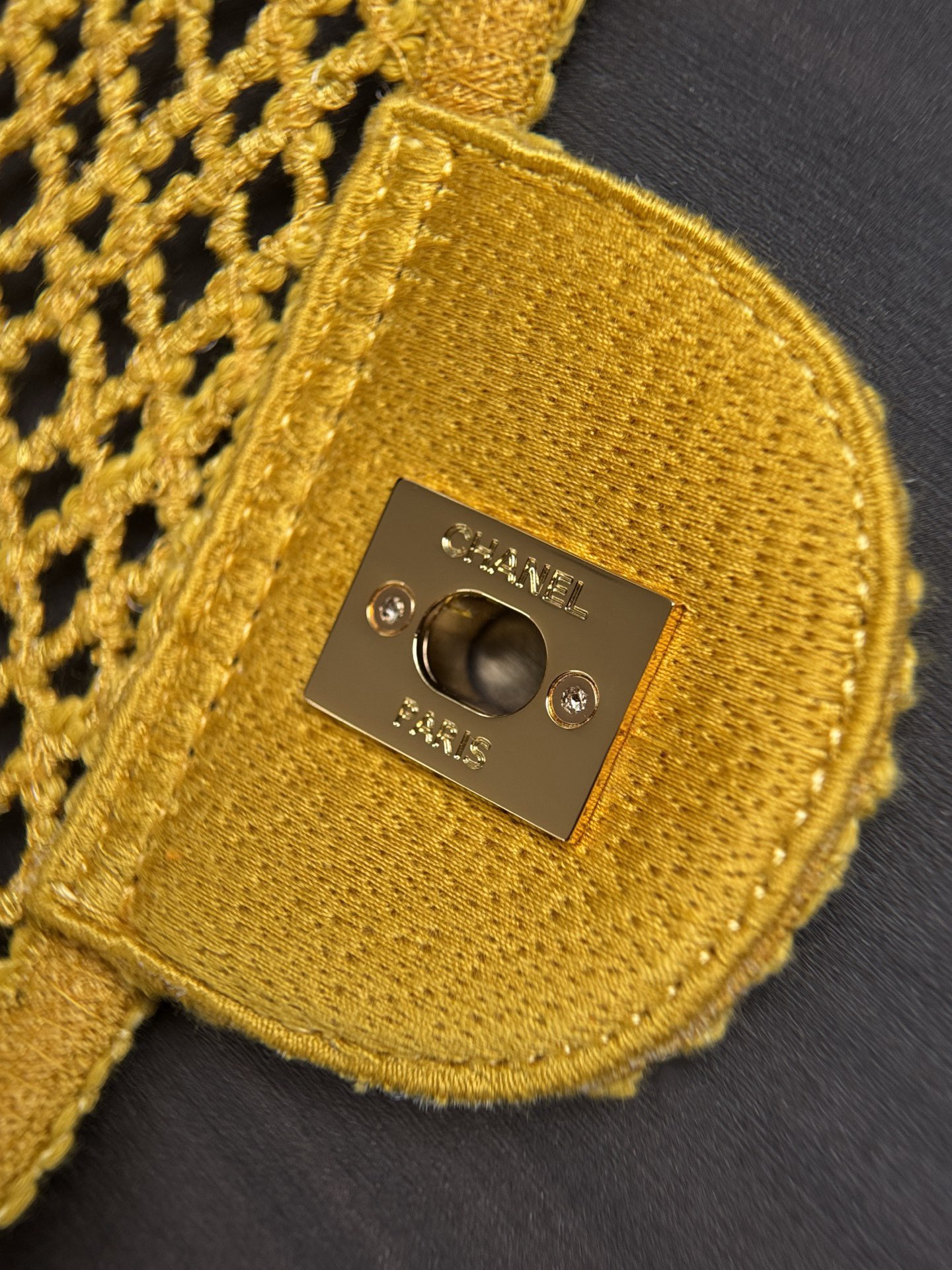 [TOP] CHANEL 26M Coco beach Crochet Cutout Chain Classic Flab Bag 21-14-6cm - Yellow - GHW - 711 Luxury