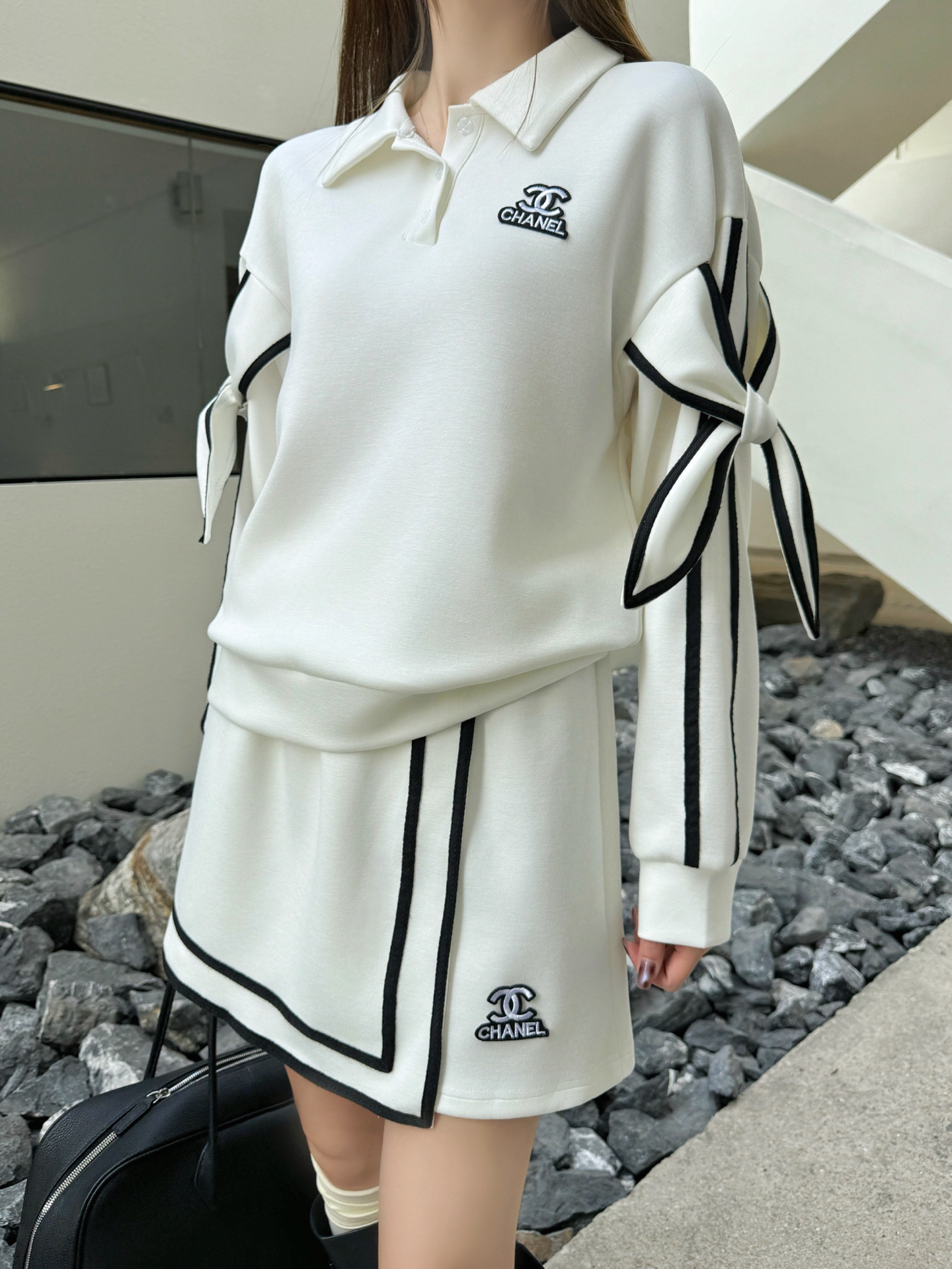 [TOP] CHANEL  Suit - White