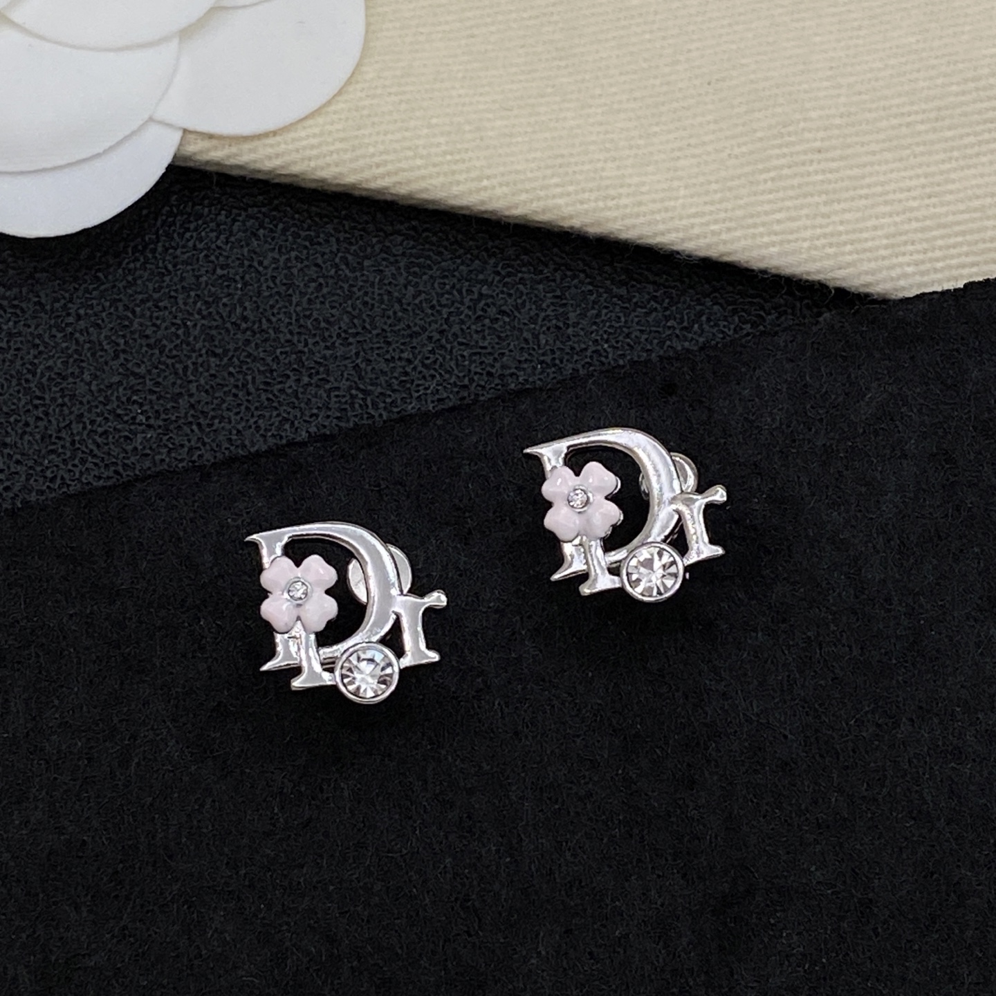 [TOP] Christian Dior Earrings - 2 Color - 711 Luxury