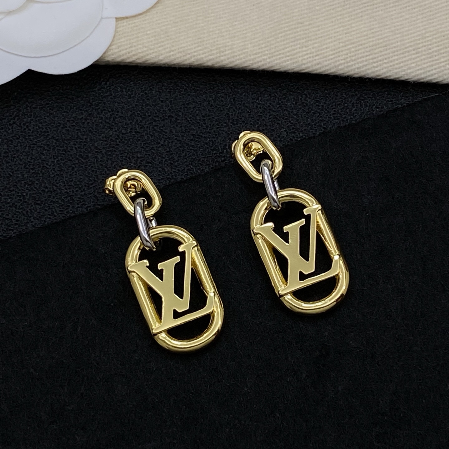 [TOP] Louis Vuitton LV Earrings - Gold - 711 Luxury