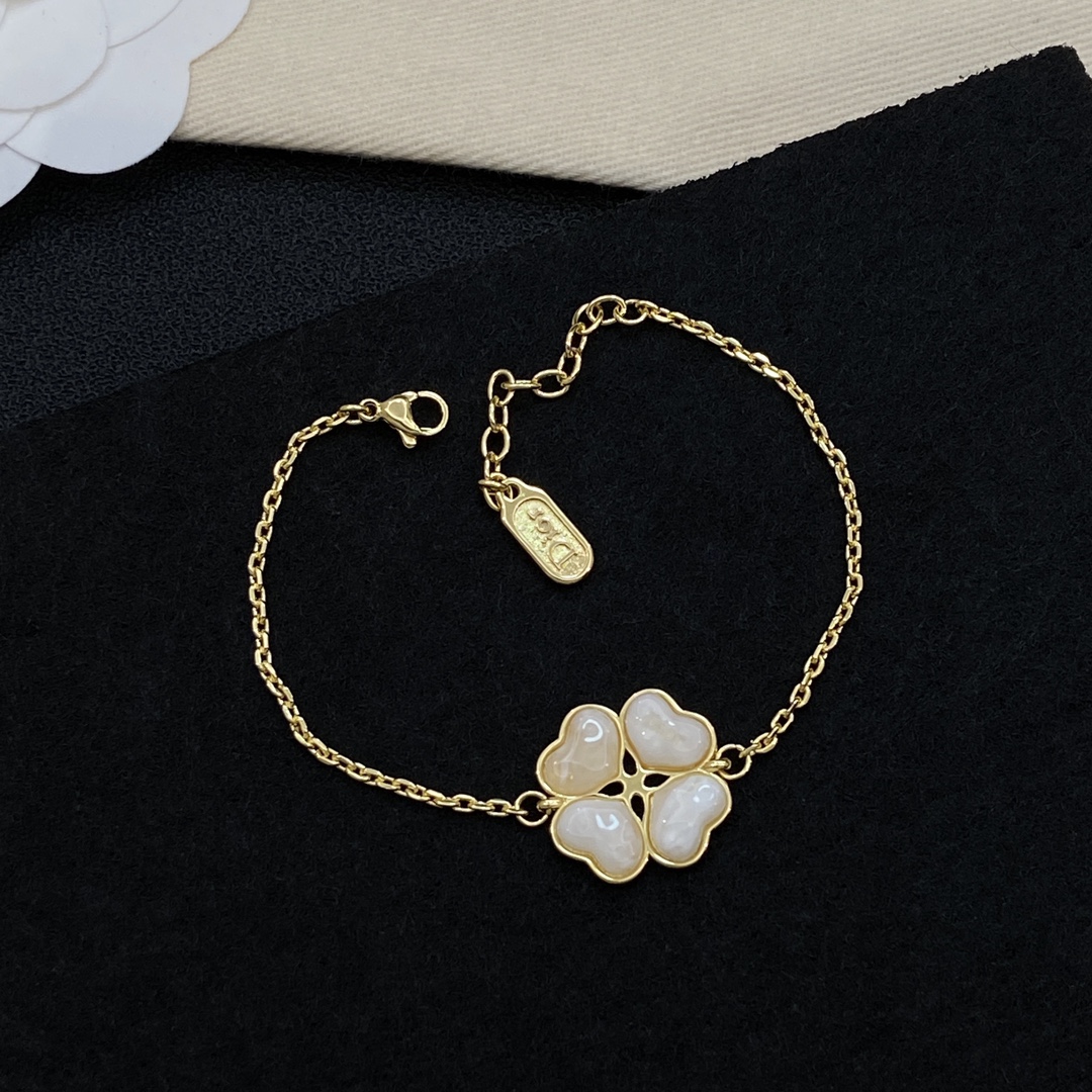 [TOP] Christian Dior Bracelet - Gold