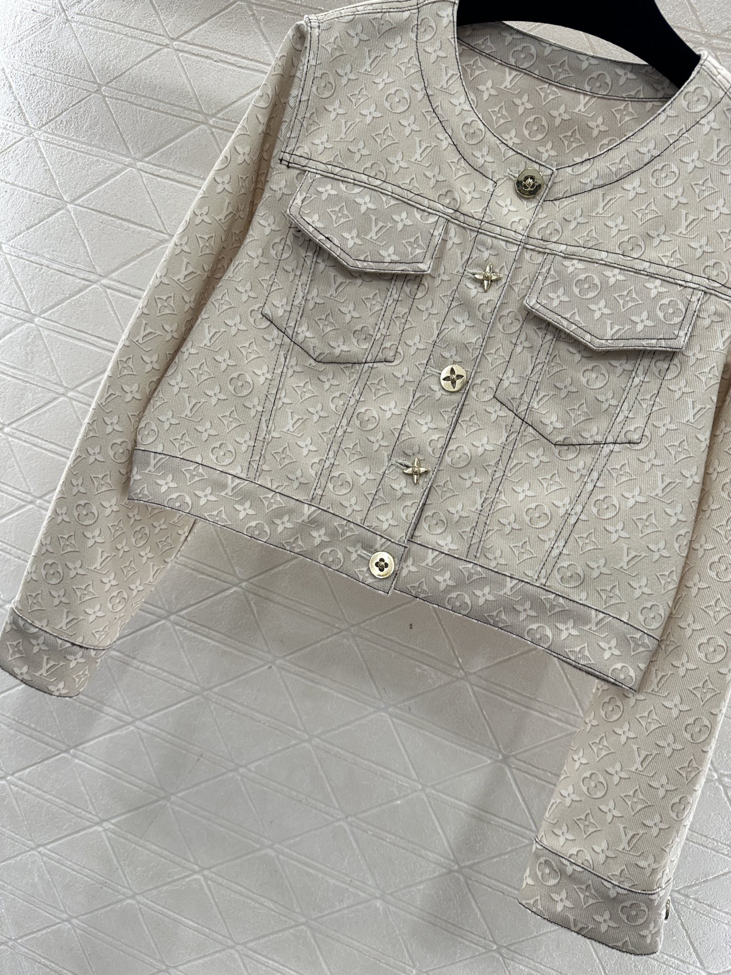 [TOP] Louis Vuitton LV Printed Denim Jacket - Apricot