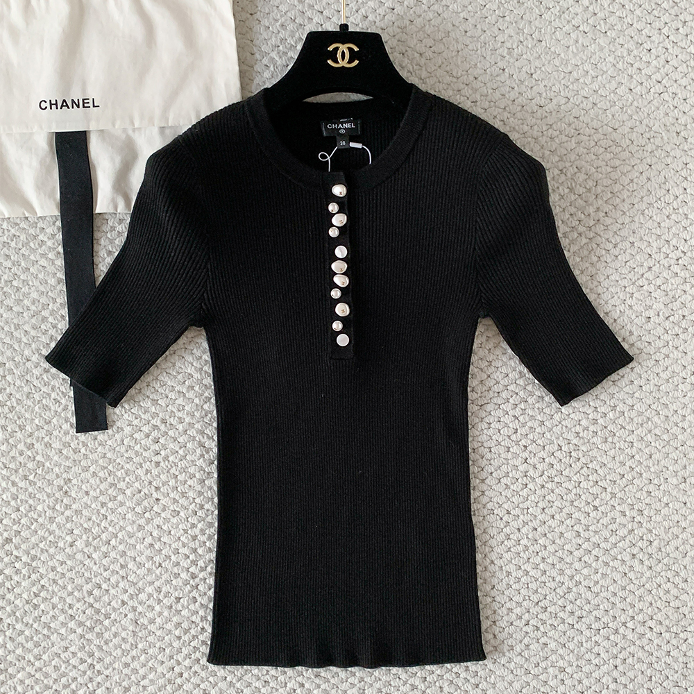 Chanel Pearl Button Short-sleeved Knitted Top #388737