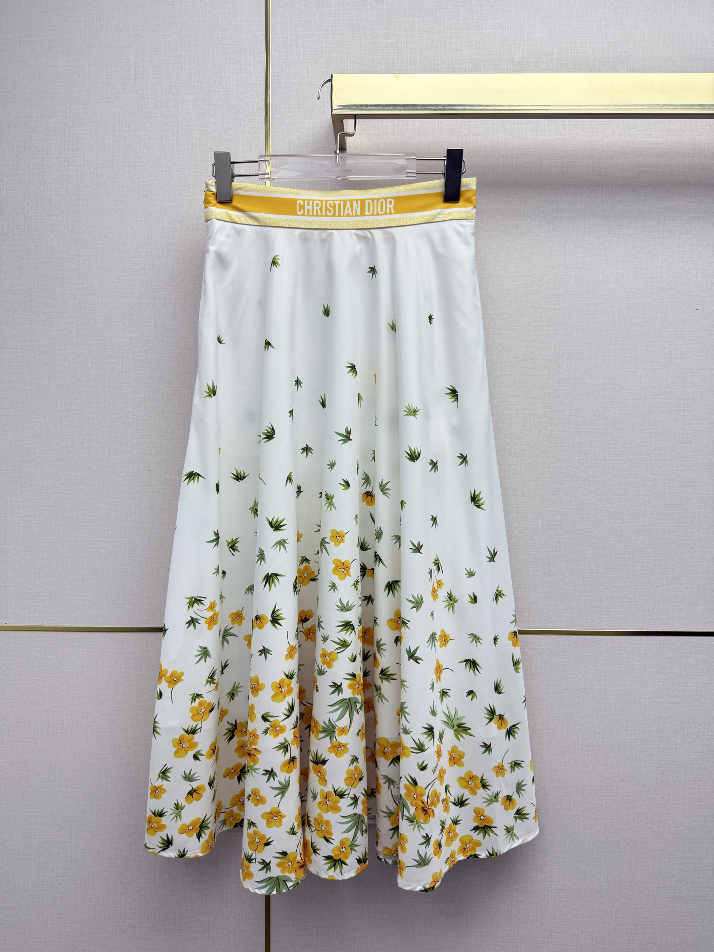 [TOP] Christian Dior Skirt - White