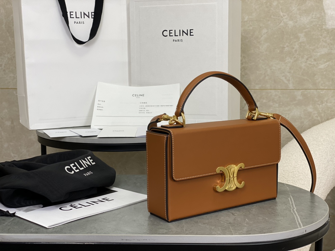 [TOP] CELINE Triomphe Bag Cowhide 22x13.5x6cm - Brown - 711 Luxury