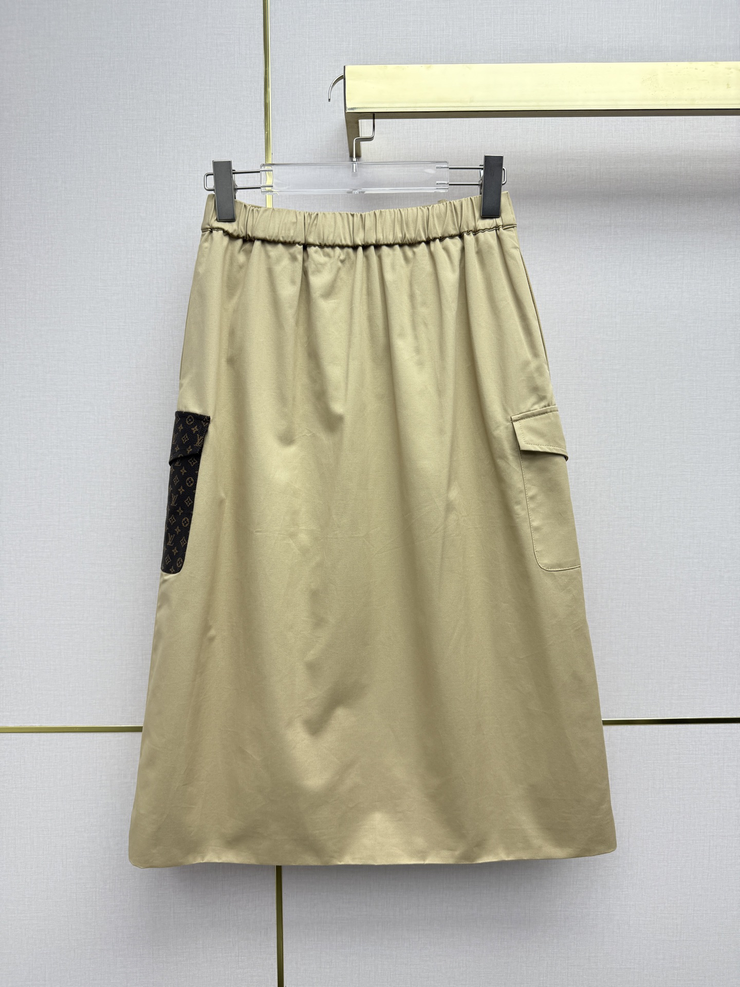 [TOP] Louis Vuitton LV Skirt - Khaki