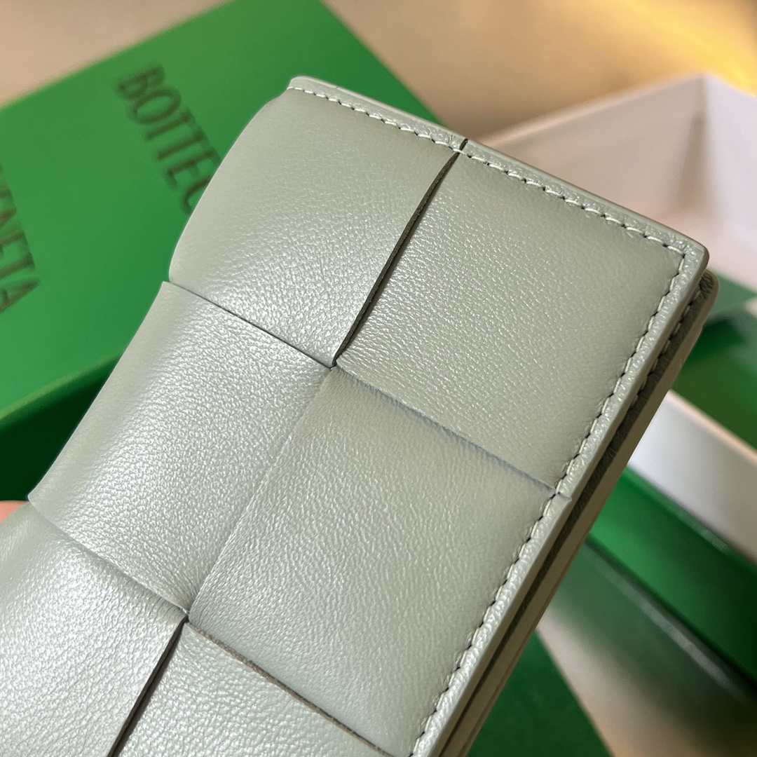 [TOP] Bottega Veneta BV Folding Slim Business Card Holder 12.5x7.5 cm - Light Green - 711 Luxury