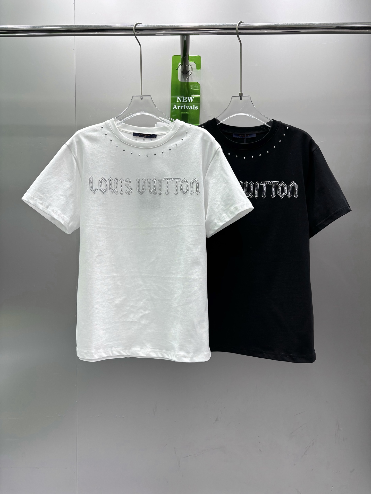 [TOP] Louis Vuitton LV  T-Shirt - 2 Colors