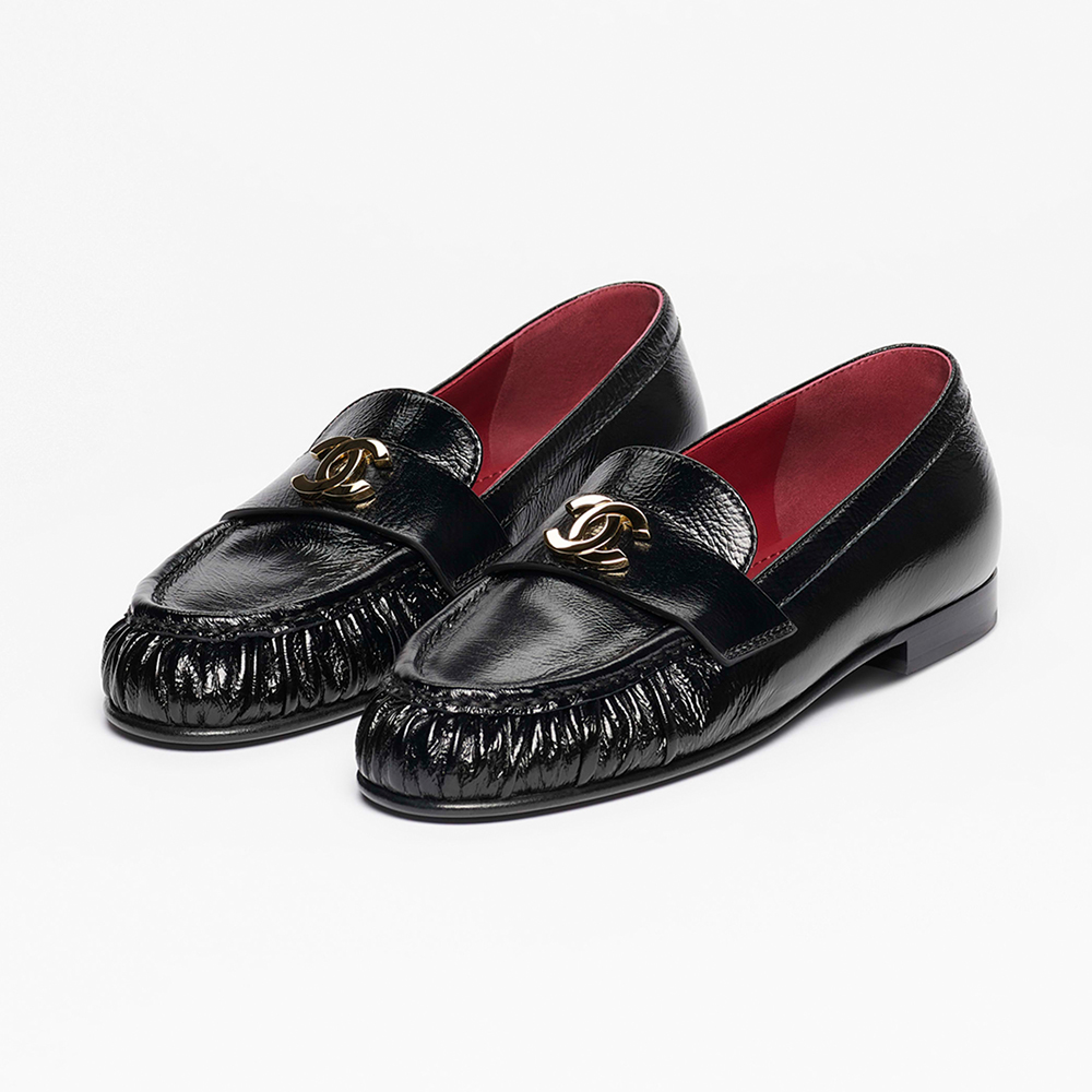 Chanel black Accessory CHANEL Mary Janes in Black Quilted Lambskin #393456 | Nigo Office