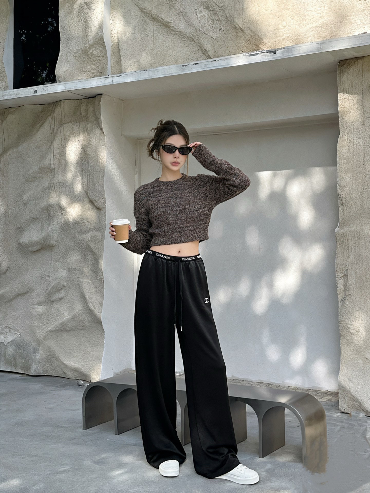 [TOP] CHANEL Pants - Black