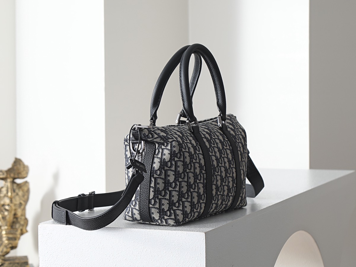 [TOP] Christian Dior Men's Dior Gravity Bag 31 x 18 x 12 cm - Black - 711 Luxury