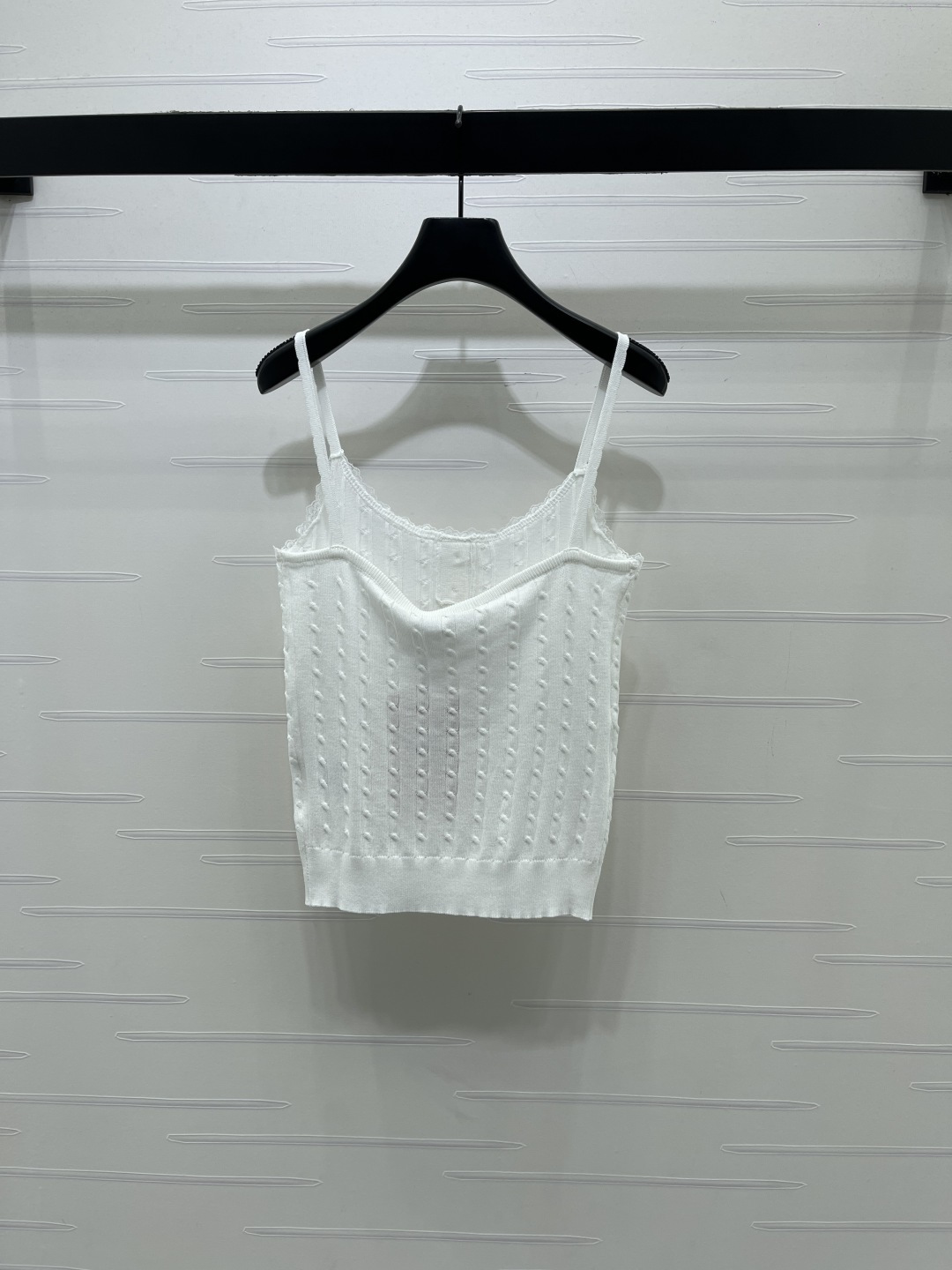 [TOP] Miu Miu Knit Vest - White - 711 Luxury