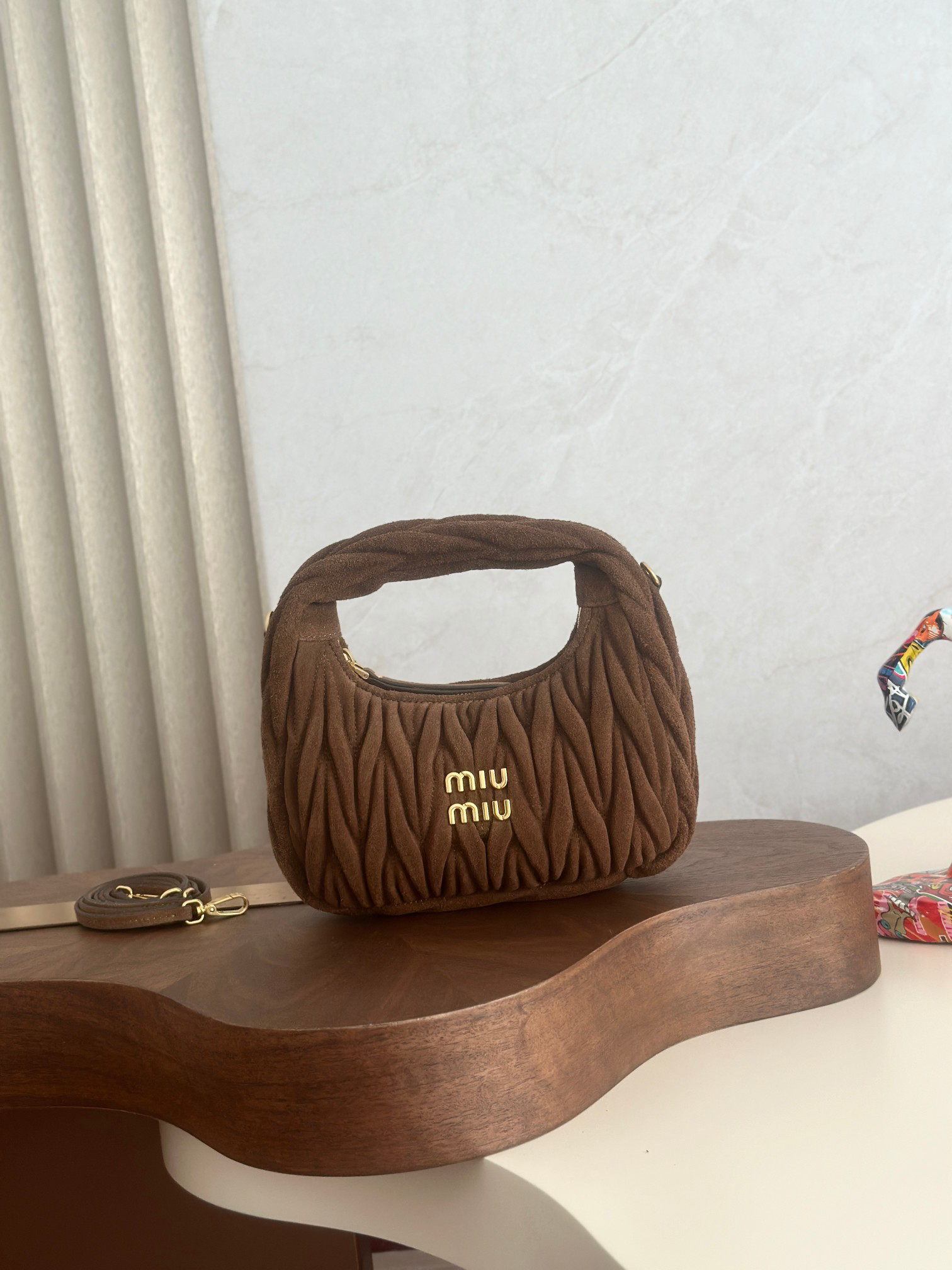 [TOP] Miu Miu MiuWander Bag Lambskin 20x17x6cm - Brown - 711 Luxury