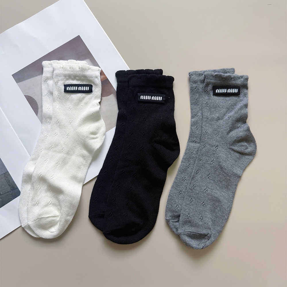 Designer Accessory Miumiu Knitted Hollow Socks #385717 | Nigo Office