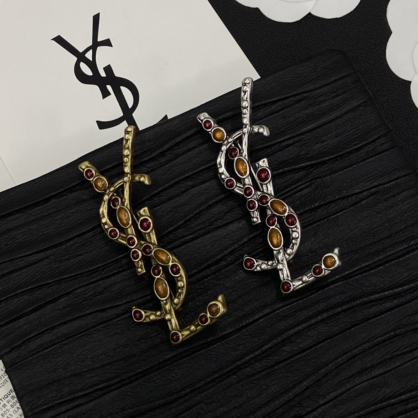 [TOP] Yves Saint Laurent YSL Brooch - 2 Color - 711 Luxury
