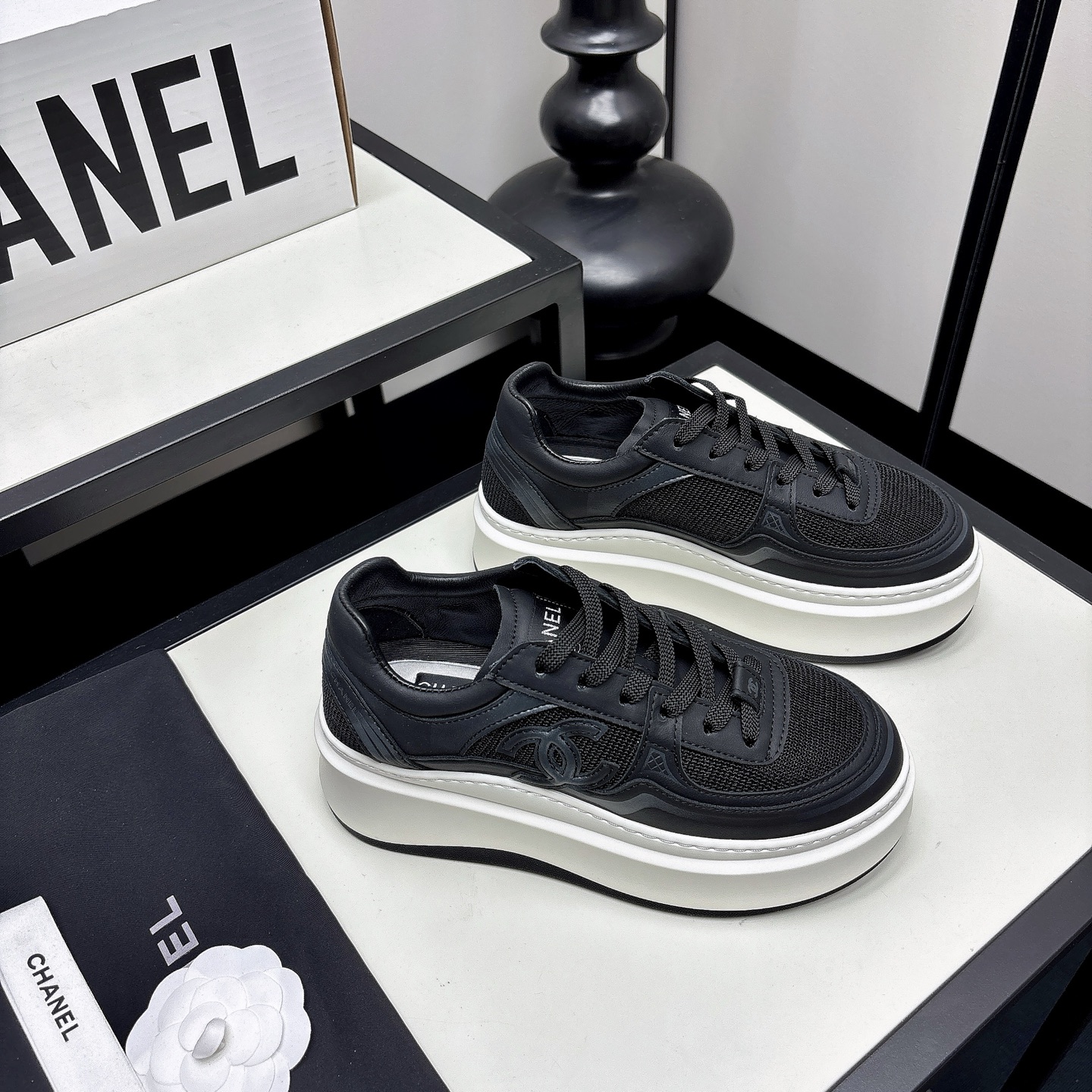 [TOP] CHANEL Platform Sneakers - Dark Blue - 711 Luxury