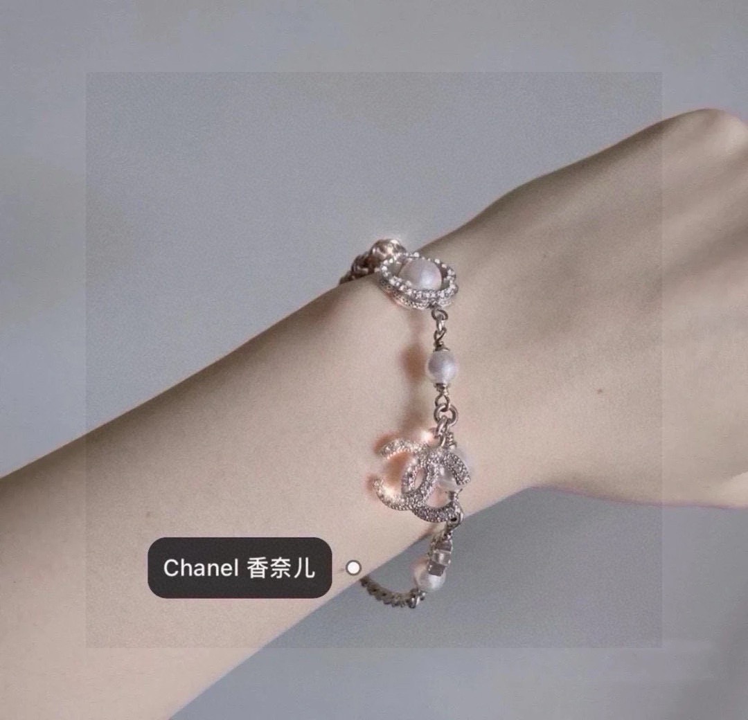 [TOP] CHANEL Bracelet - Sliver - 711 Luxury