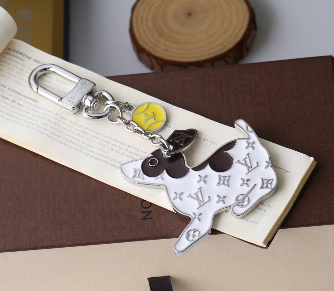 [TOP] Louis Vuitton LV Keychain - Sliver - 711 Luxury