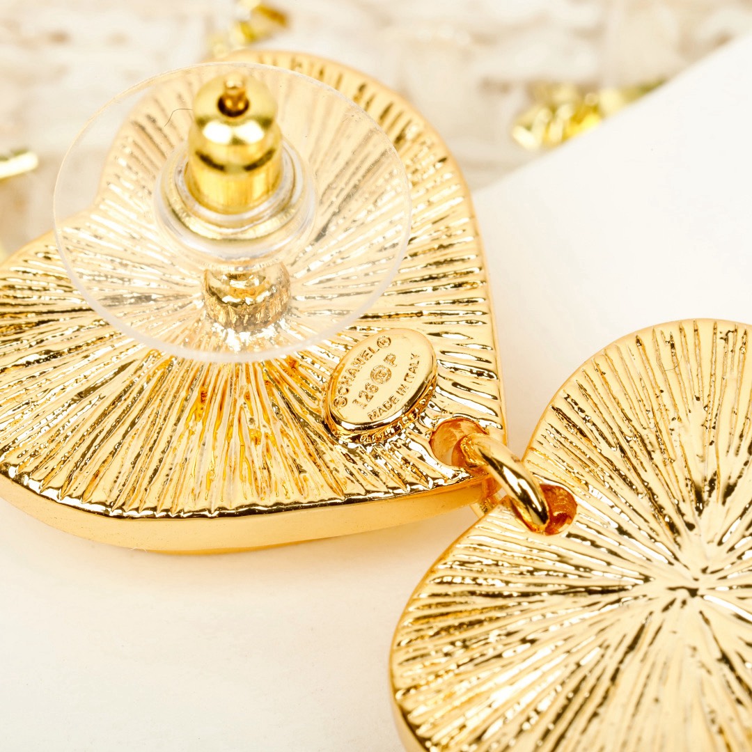 [TOP] CHANEL Earrings - Gold