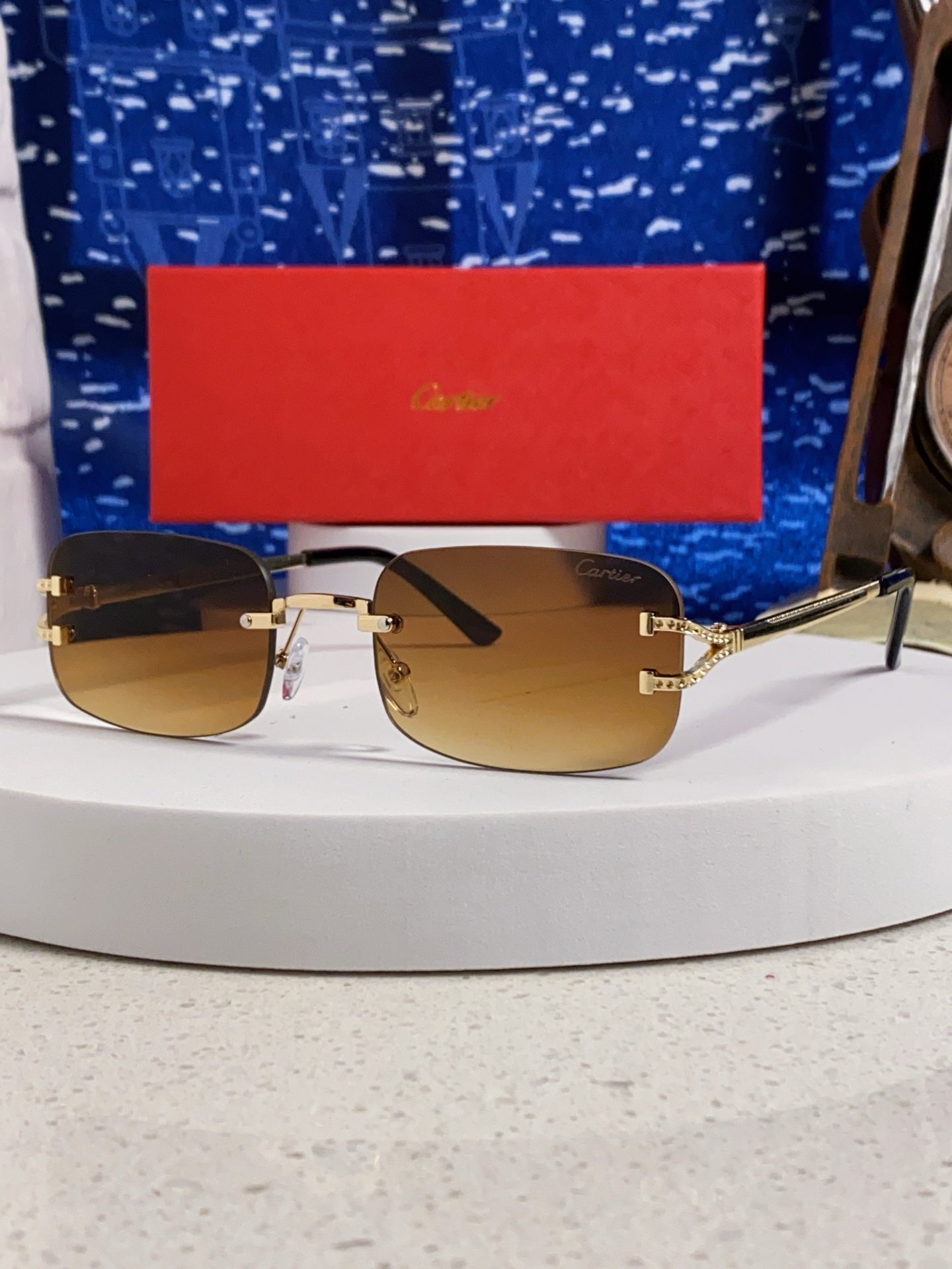 [TOP] Cartier Sunglasses - Gold - 711 Luxury