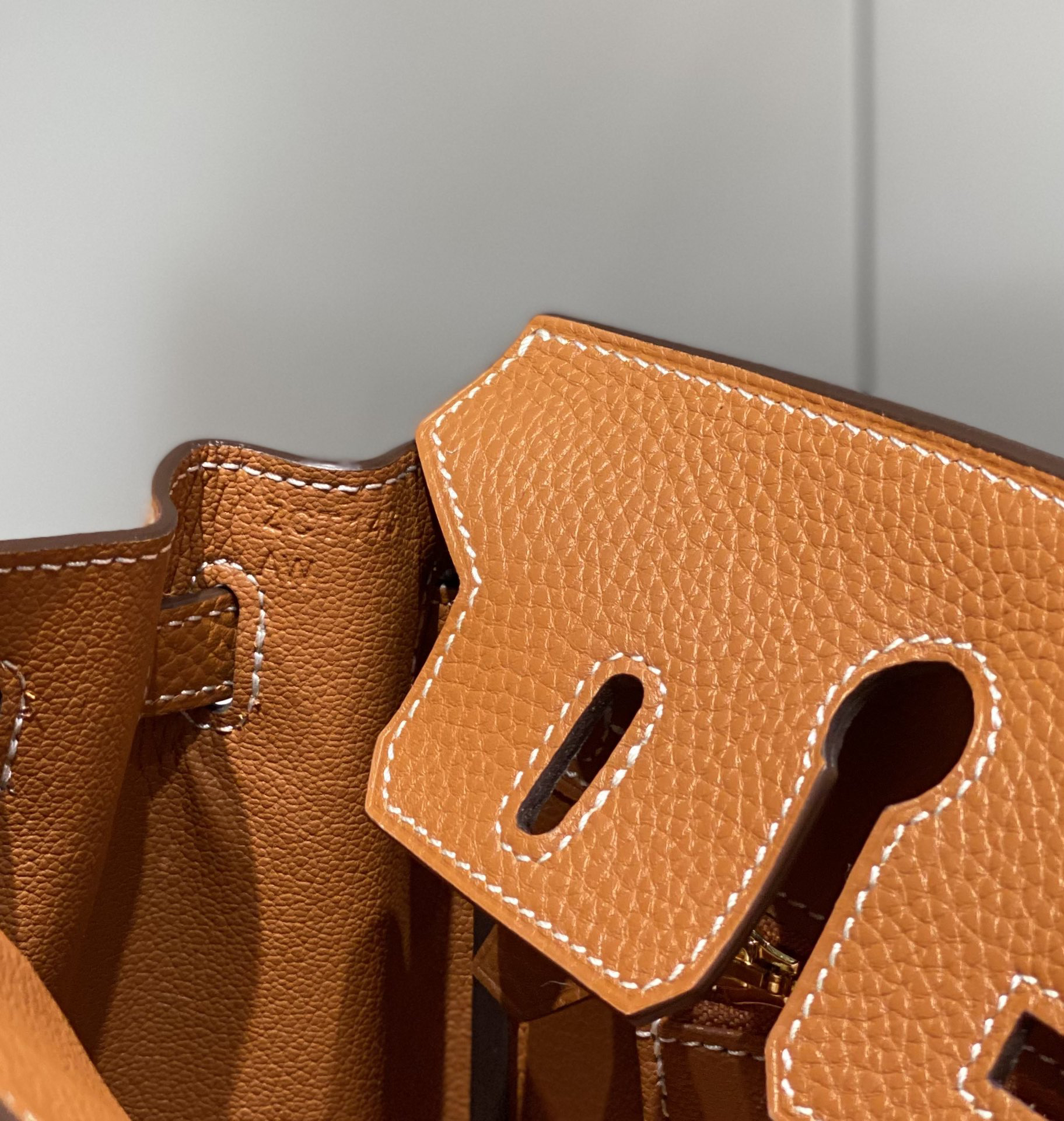 [TOP] HERMES Birkin Togo Leather 25cm - Gold & GHW